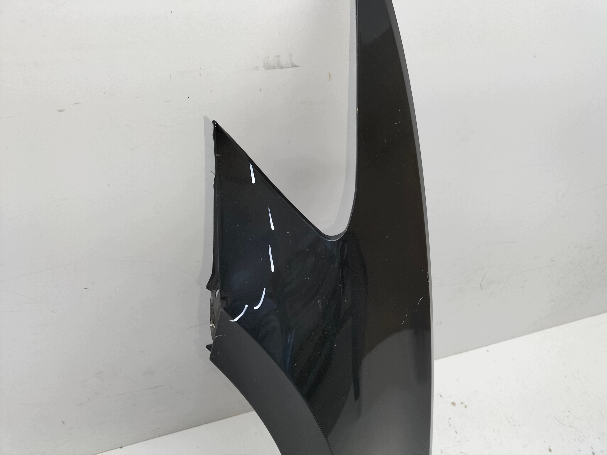 fender front front left VW PASSAT B8 14
