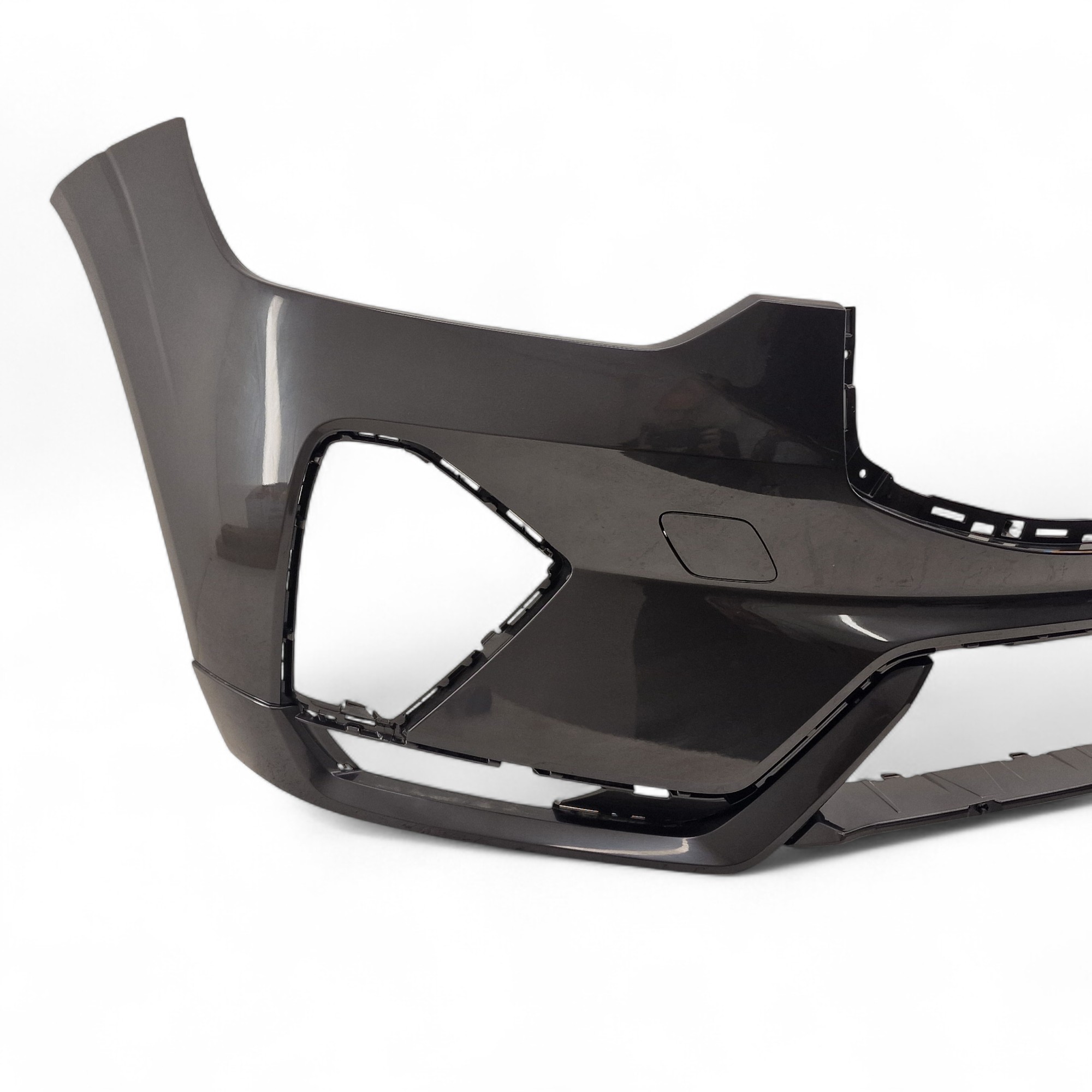 bumper front VOLVO XC60 II LIFT R-design 4X PDC without washers 2021