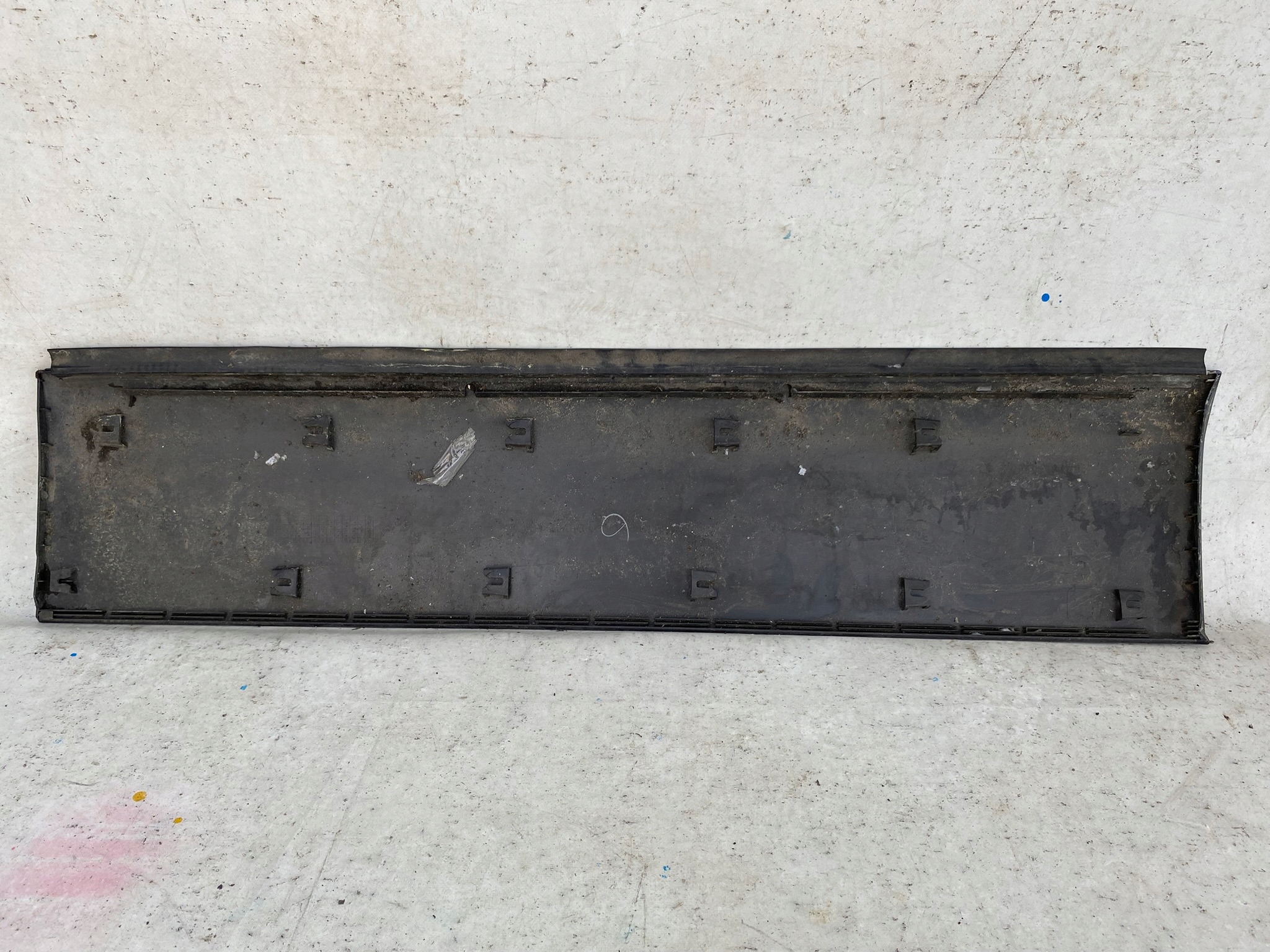 SUZUKI GRAND VITARA II 05- moulding door left front 77680-65J01