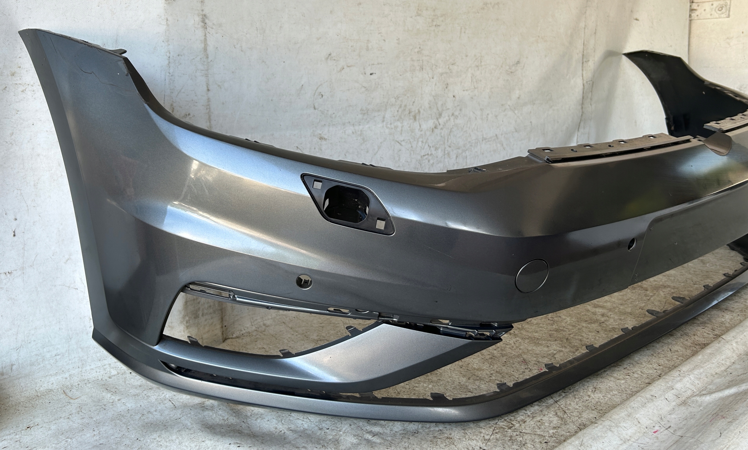 bumper front VW GOLF VII LIFT 16- PDC washers