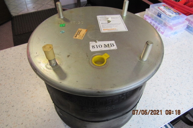 810 Mb 60446 Měch Pneumatického Odpružení Zadní L/p Vhodný Pro: Volvo F10,