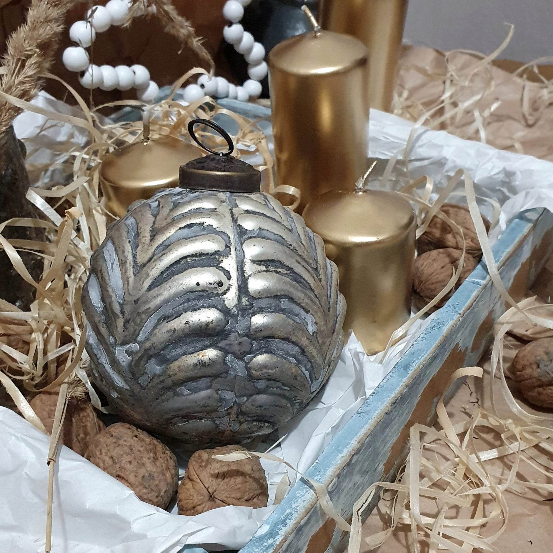 Bombka Bosco 9B złota 10cm rustykalna BELLDECO Marka Belldeco