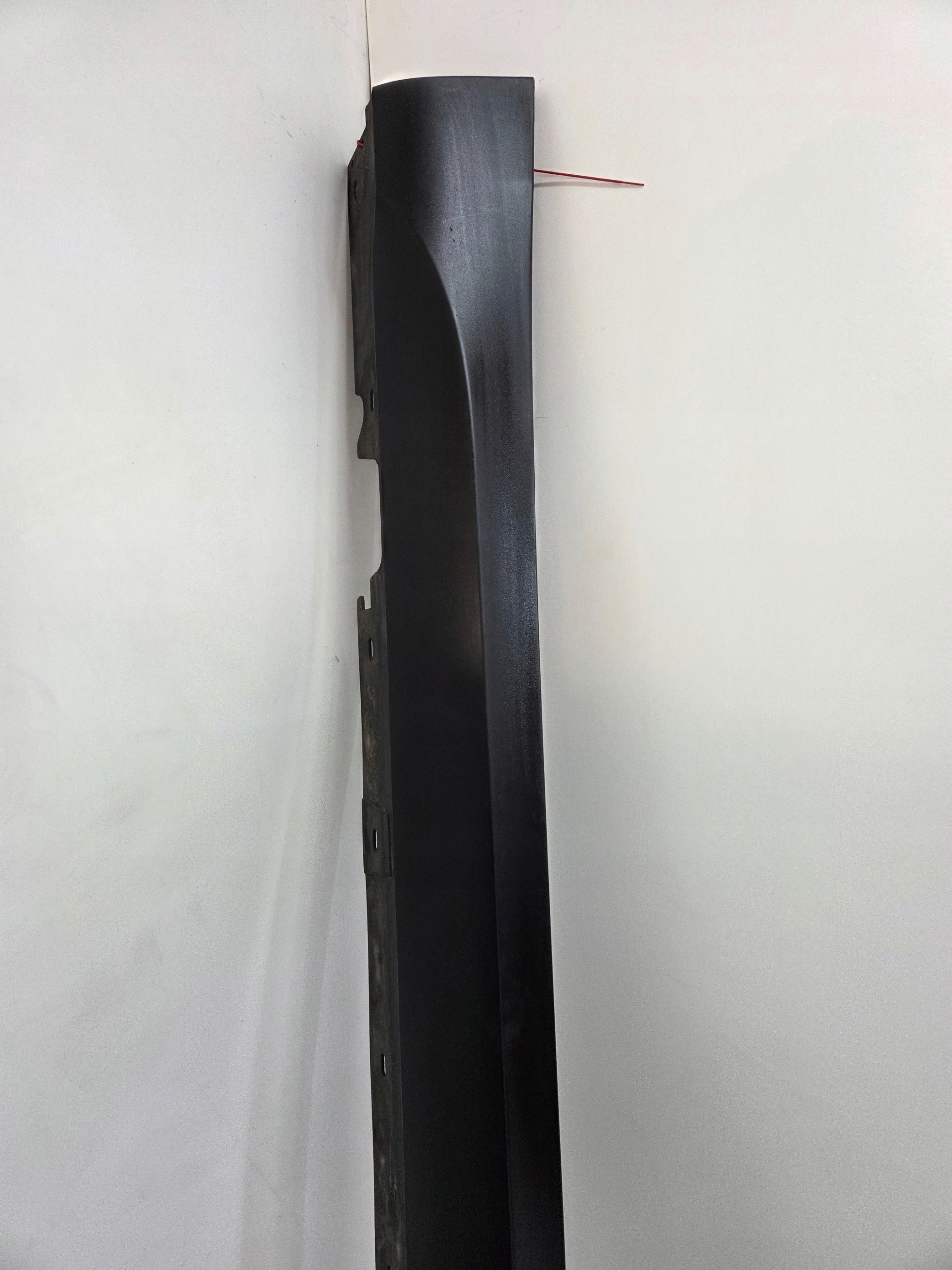 BMW X1 E84 LIFT moulding threshold right