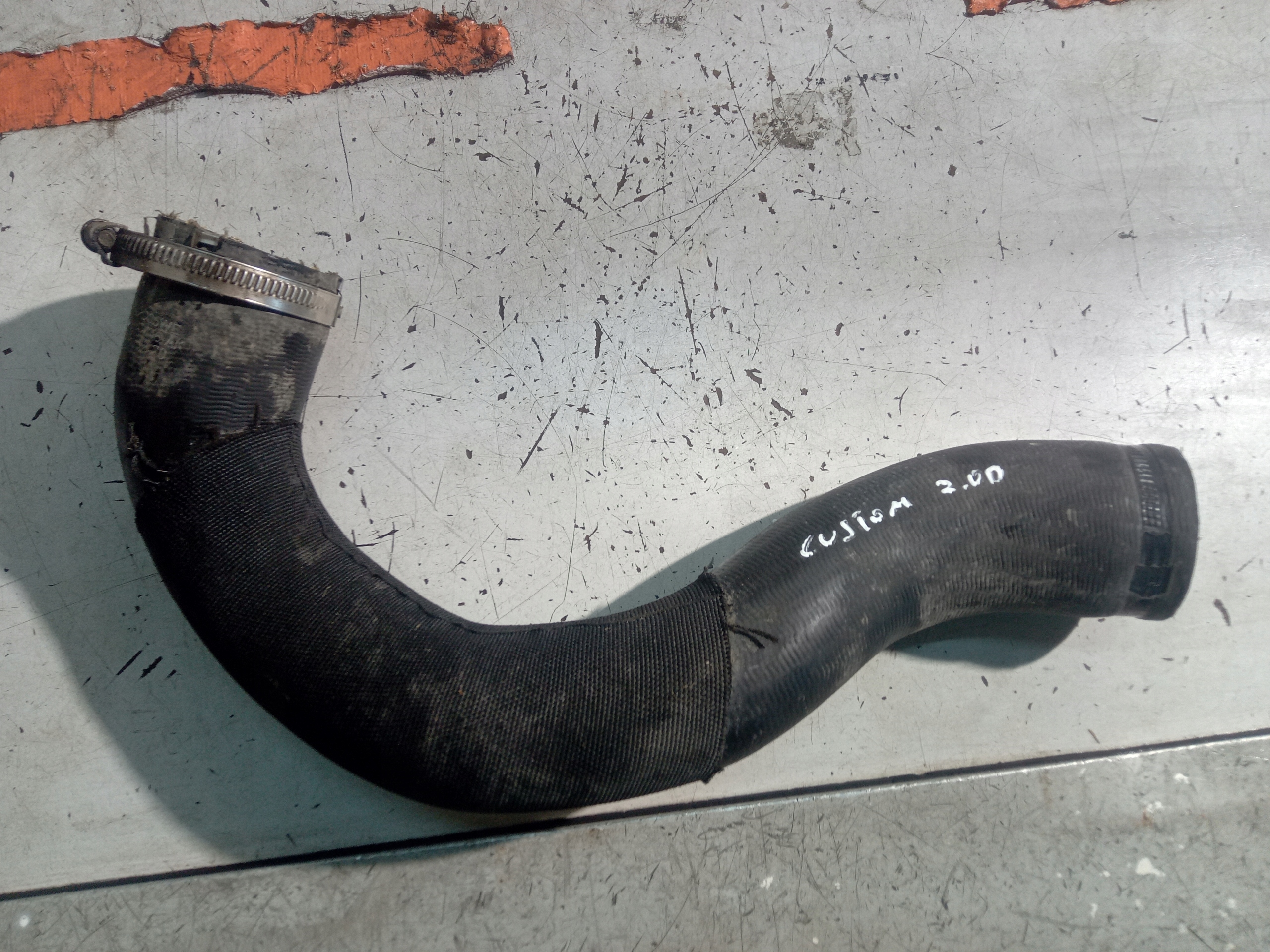 GK21-6C646-AK - FORD CUSTOM LIFT ТРУБА ІНТЕРКУЛЕРА 2.0 TDCI