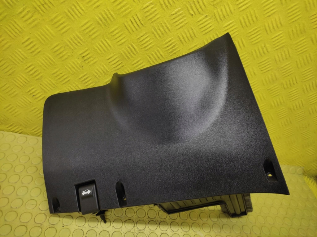 KIA SPORTAGE II Blende Abdeckung unter Lenkrad 857531F000