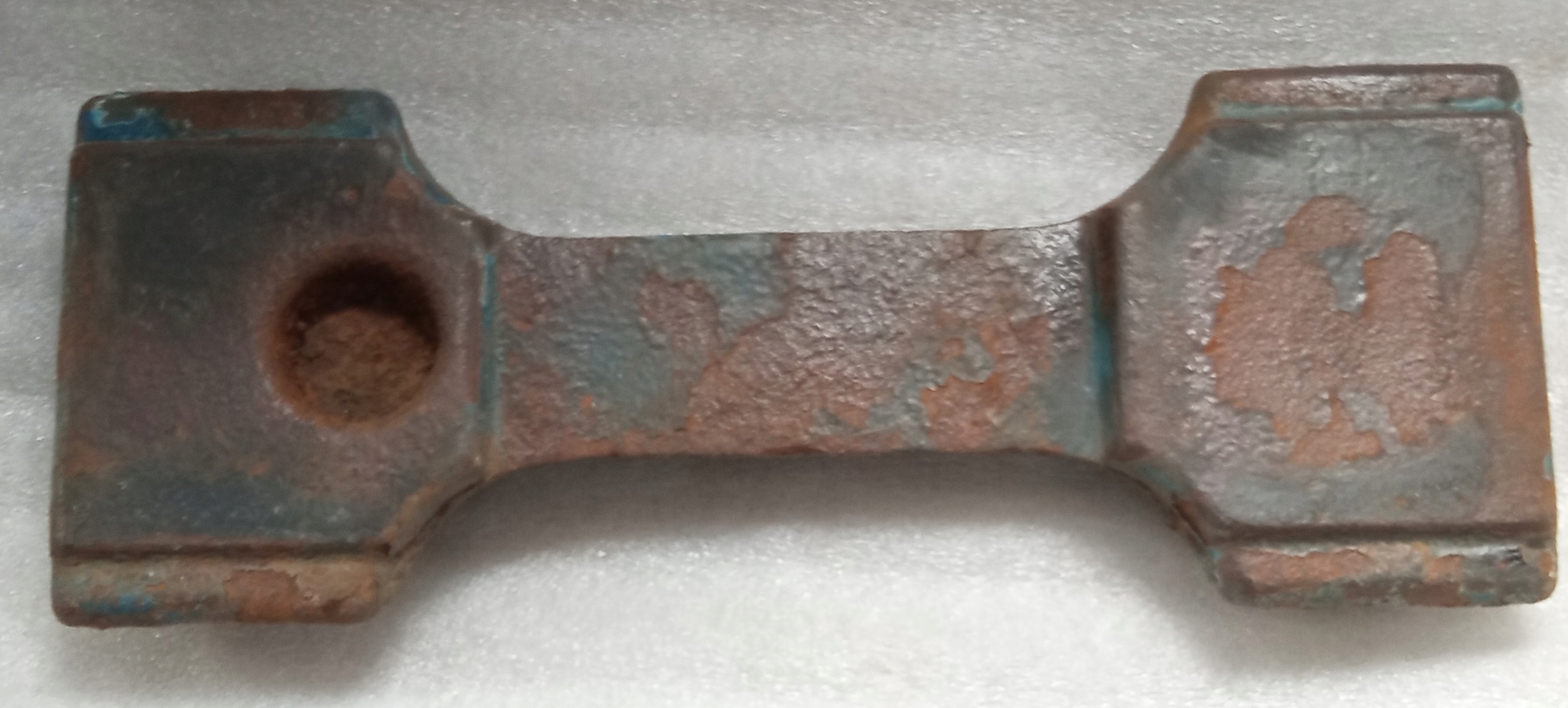 136811 - Scania R 4 пружинный кронштейн