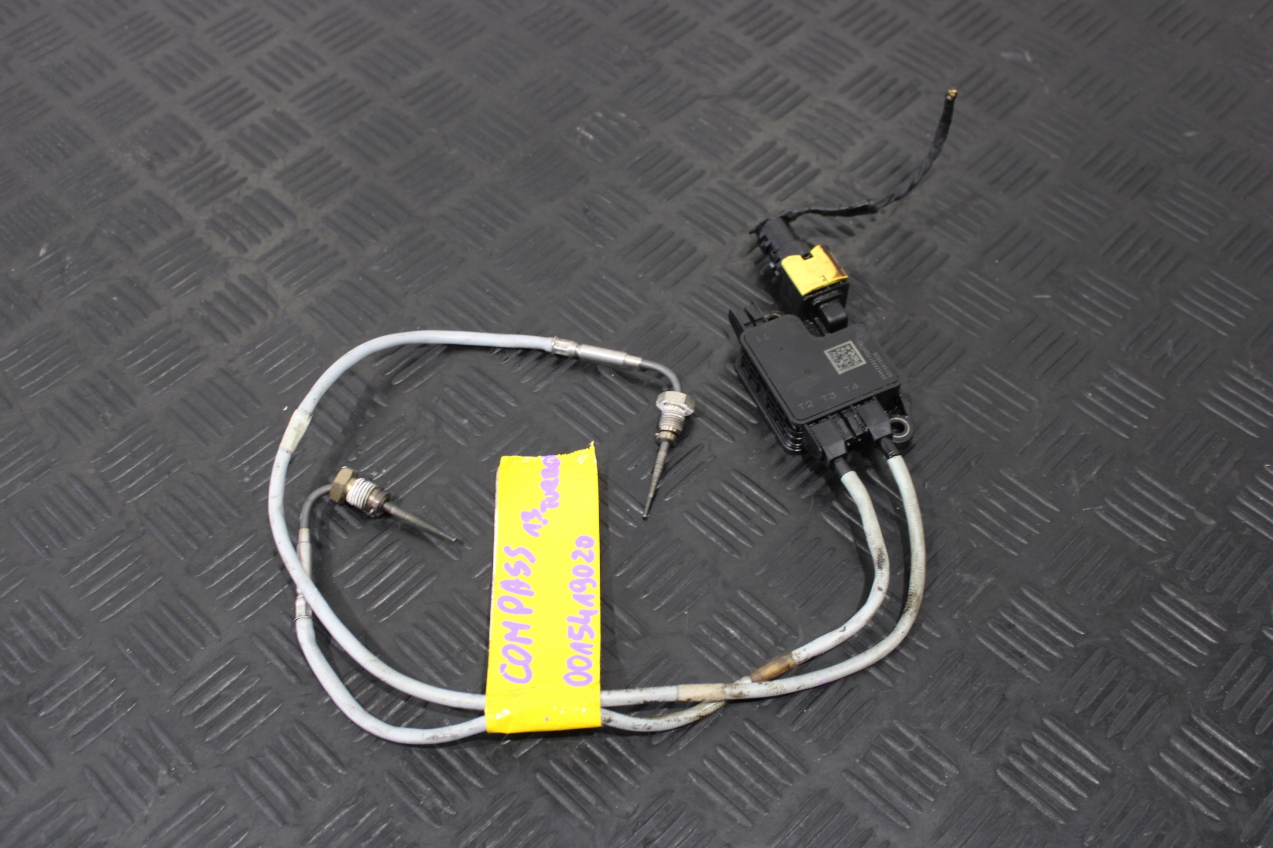 SENSOR TEMPERATURY GASE JEEP COMPASS II 2 46339722
