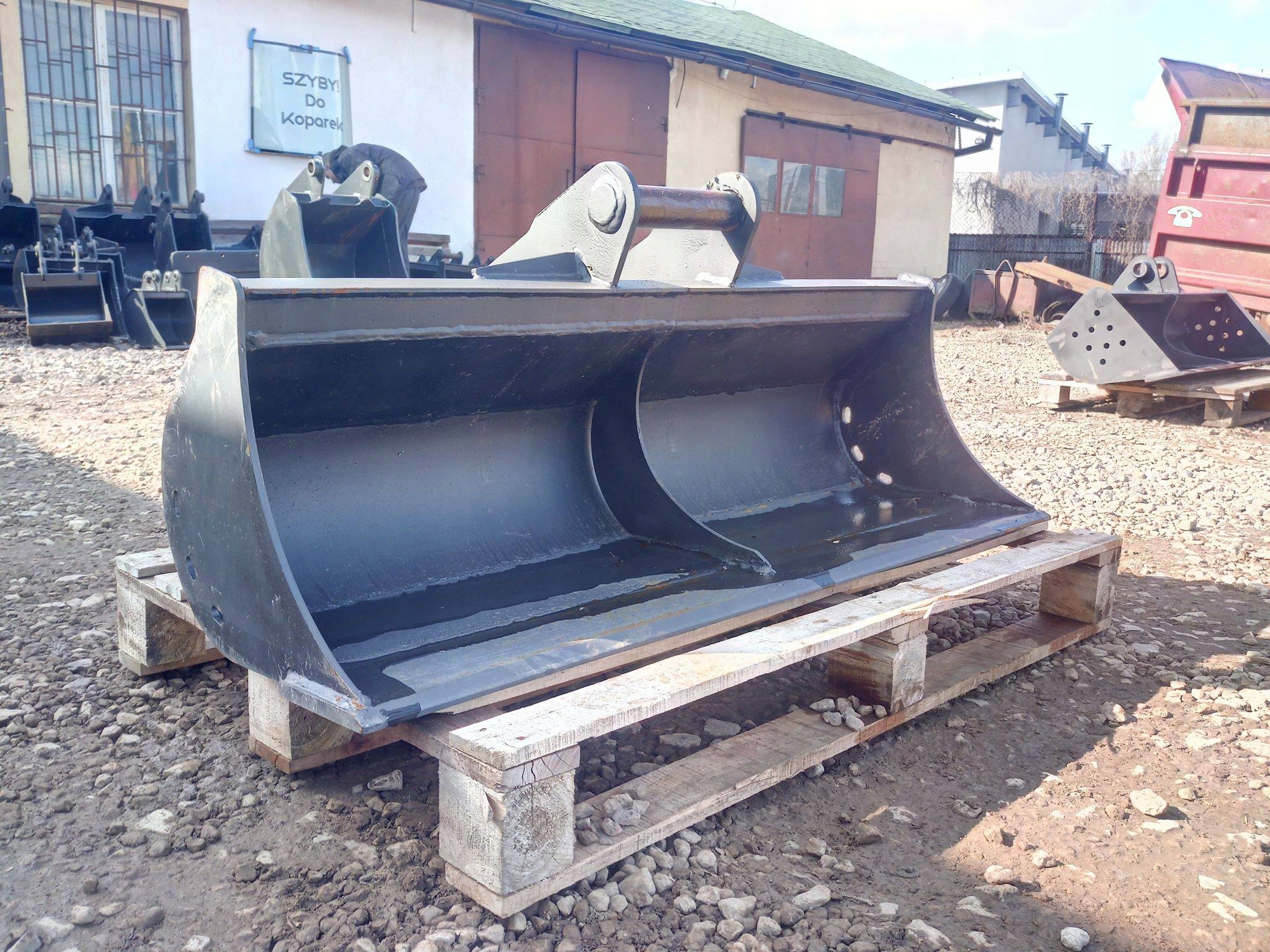 Cat1000 - Ложка носка 1000 мм для мини-экскаватора 3,5 т CAT