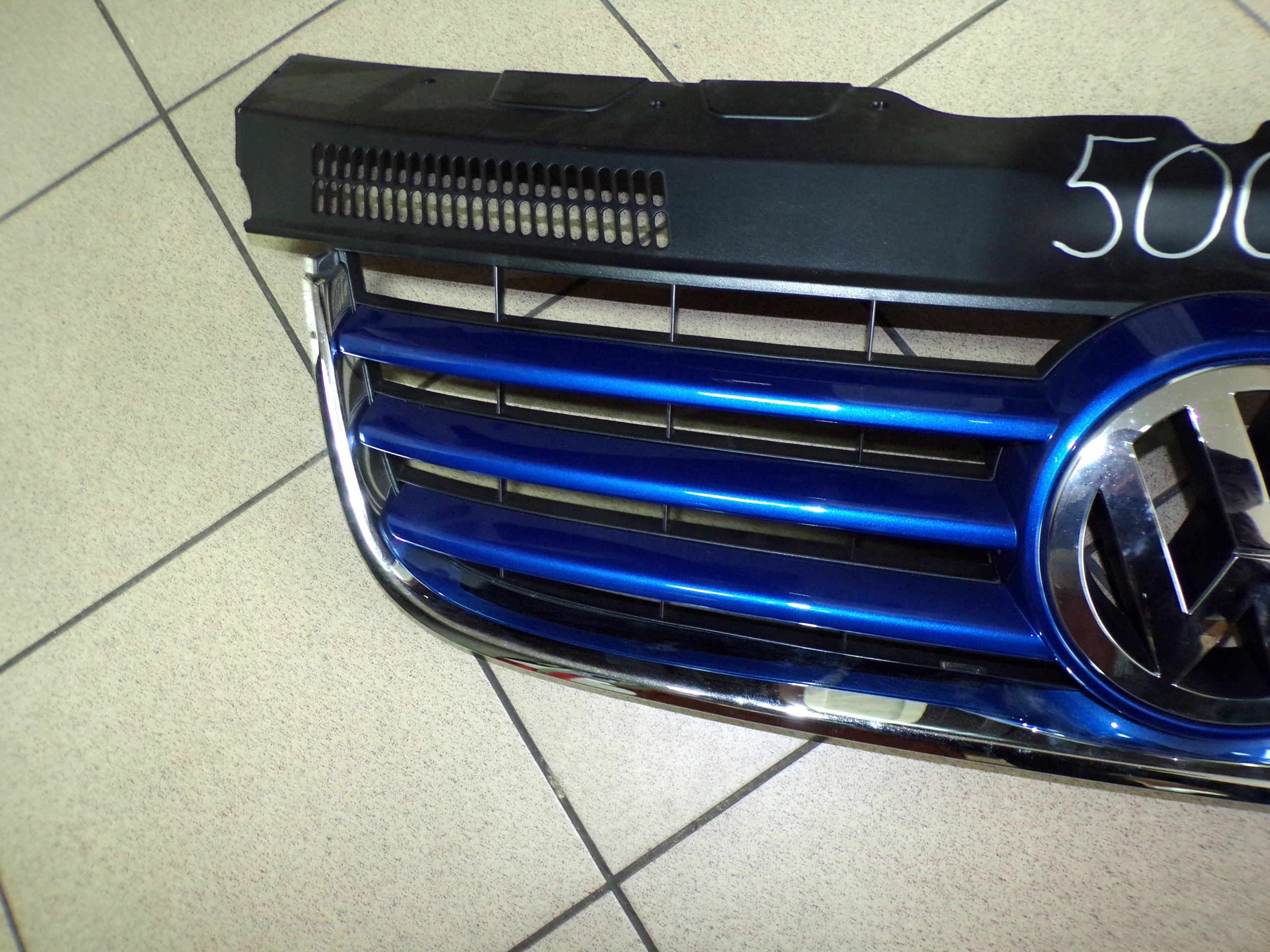 VW T5 CARAVELLE MULTIVAN 04- Grille Original IDEALNA