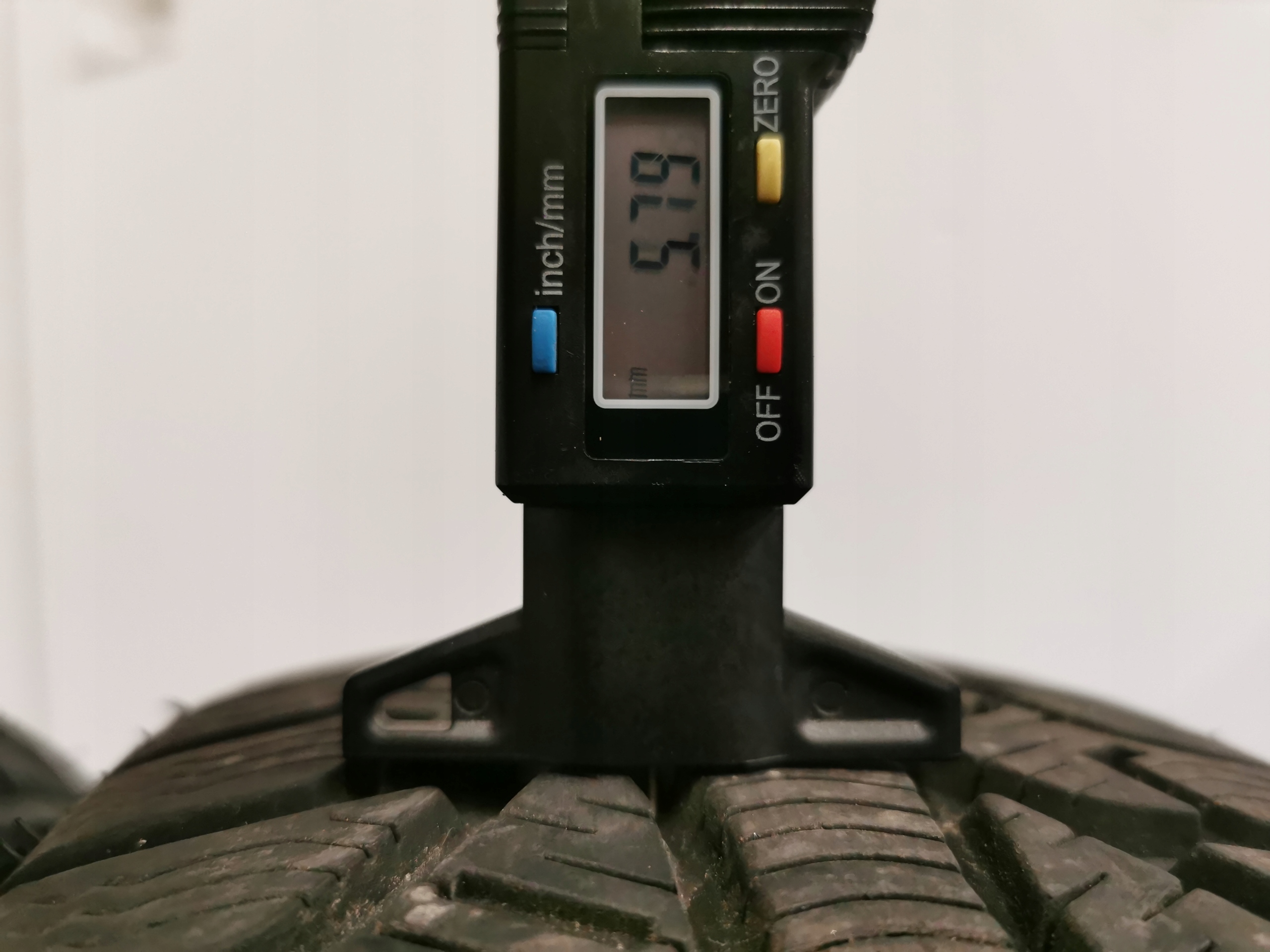 OPONY KLEBER KRISALP HP2 185/65 R15 88T 2015R. Profil opony 65