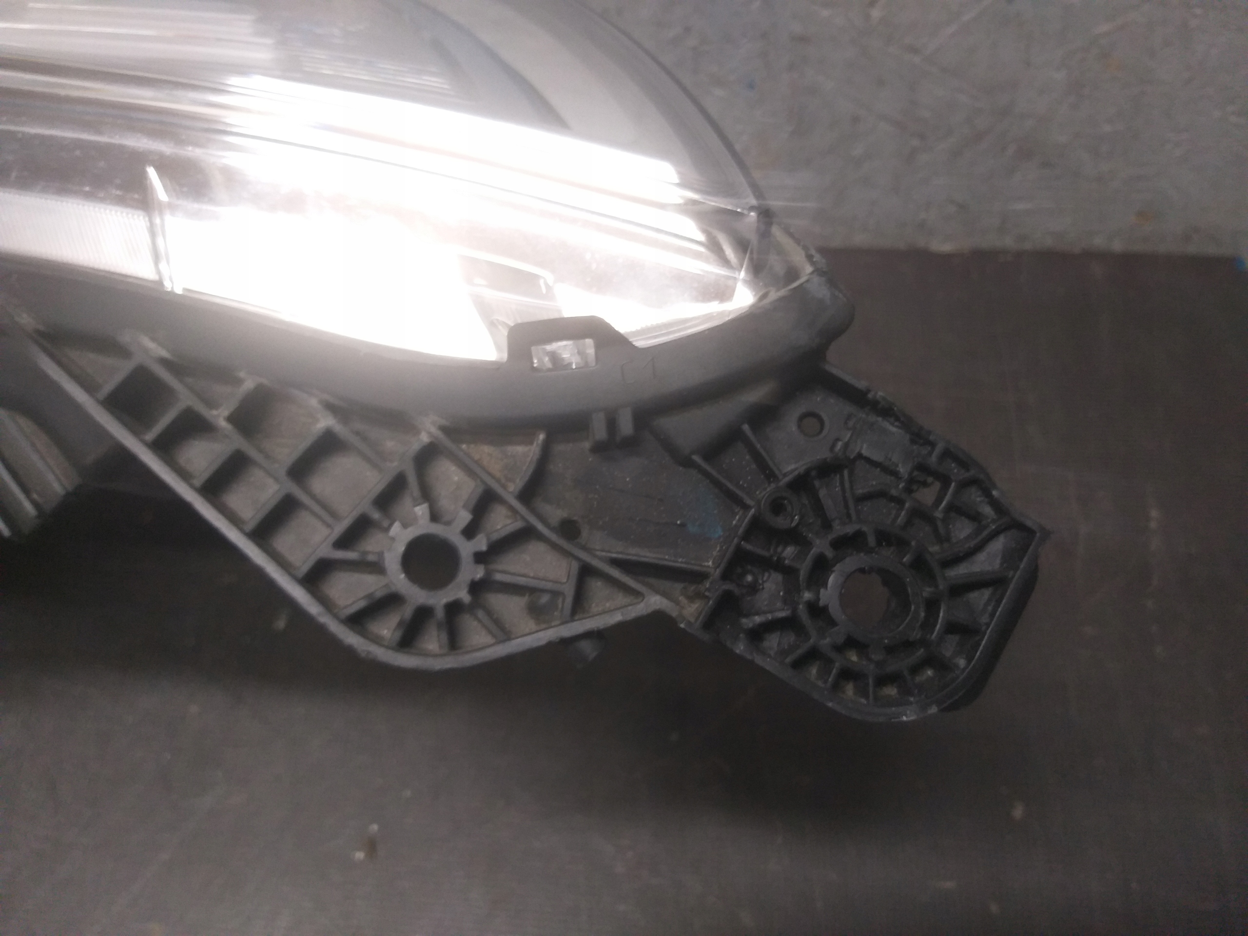 light front right FORD S MAX GALAXY 15- lens 3M2B-13W029-AJ