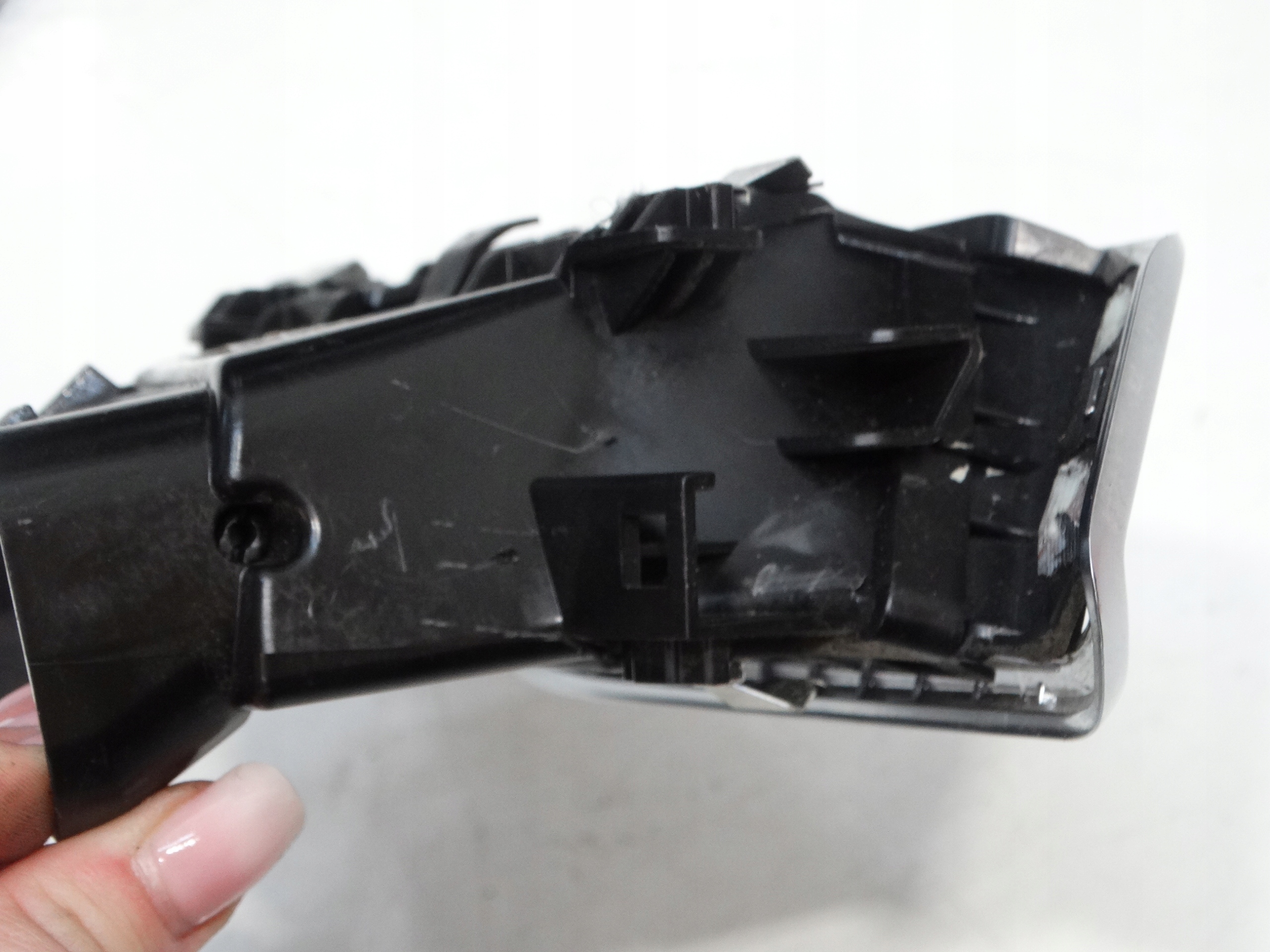 grid air conditioning devices consoles right front PEUGEOT 2008 208 9673131677