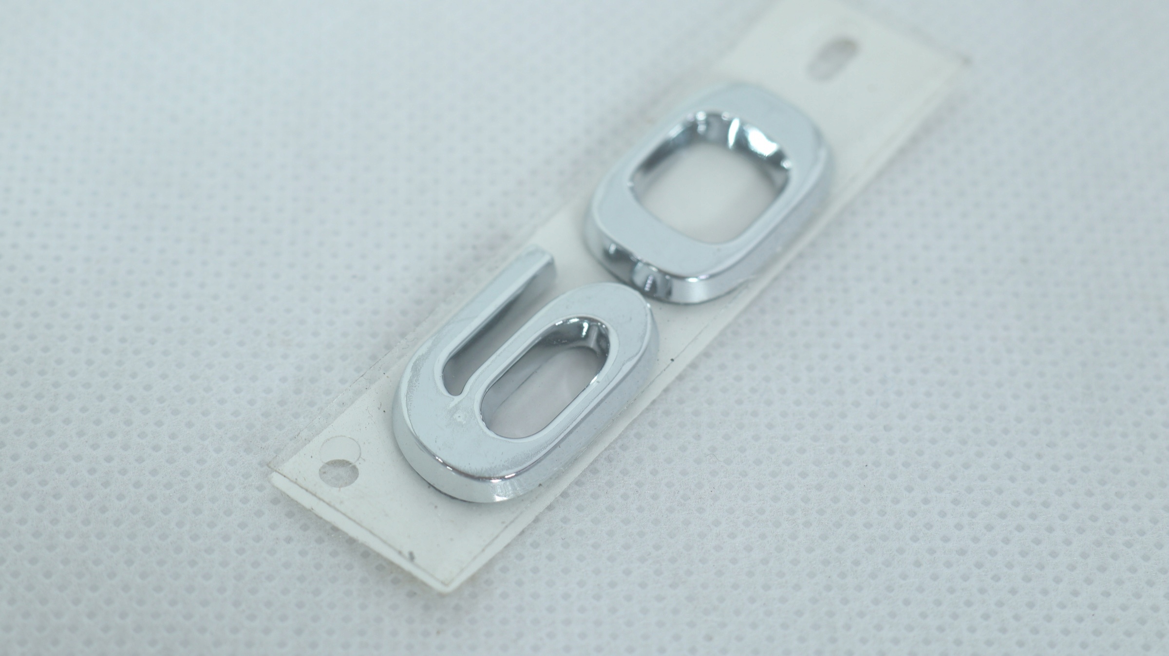 TESLA MODEL S EMBLEMAT NAPIS 60 1016271-00-B Marka Tesla