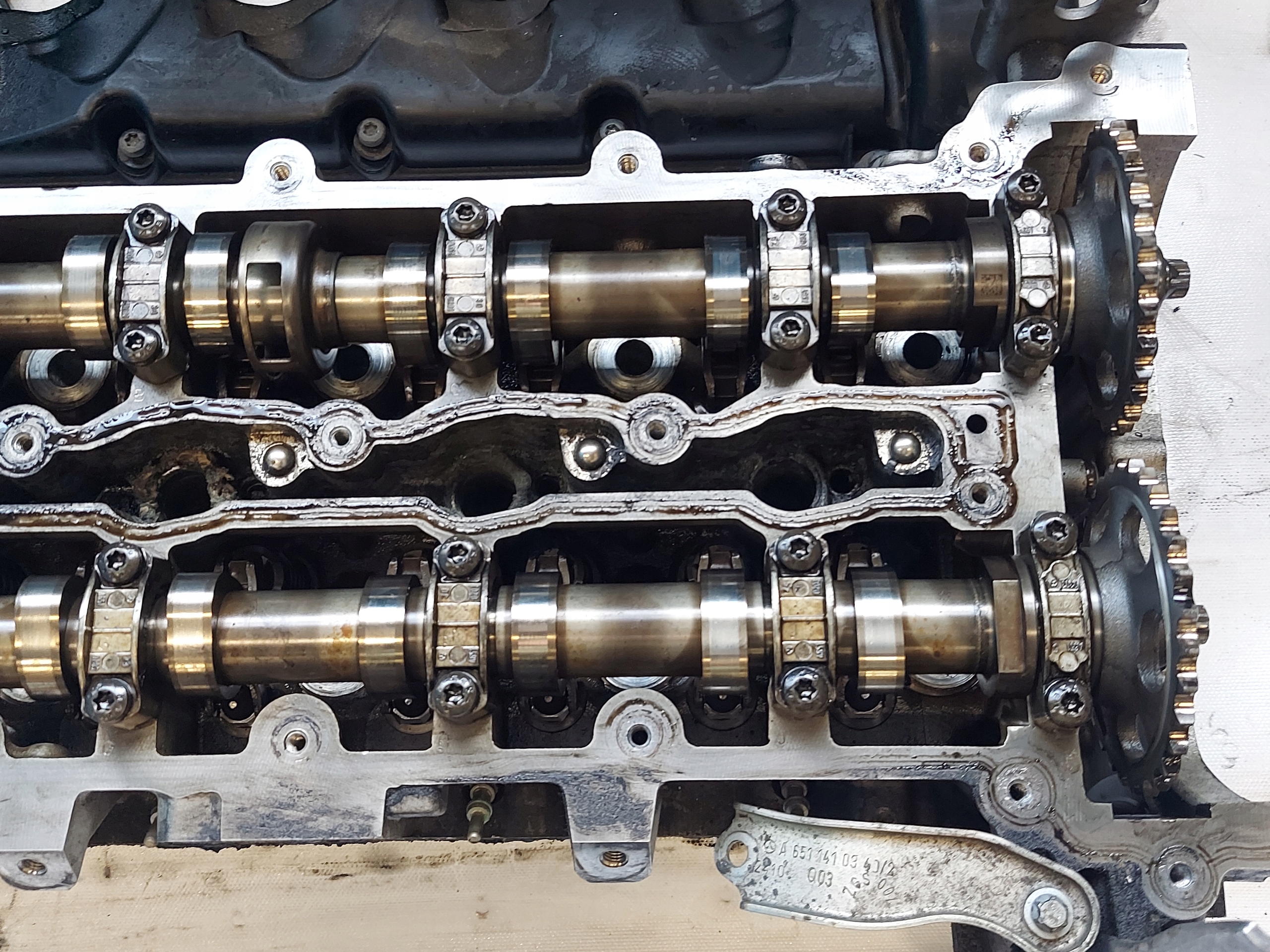 TESTATA MERCEDES W212 2.2 CDI R6510160201