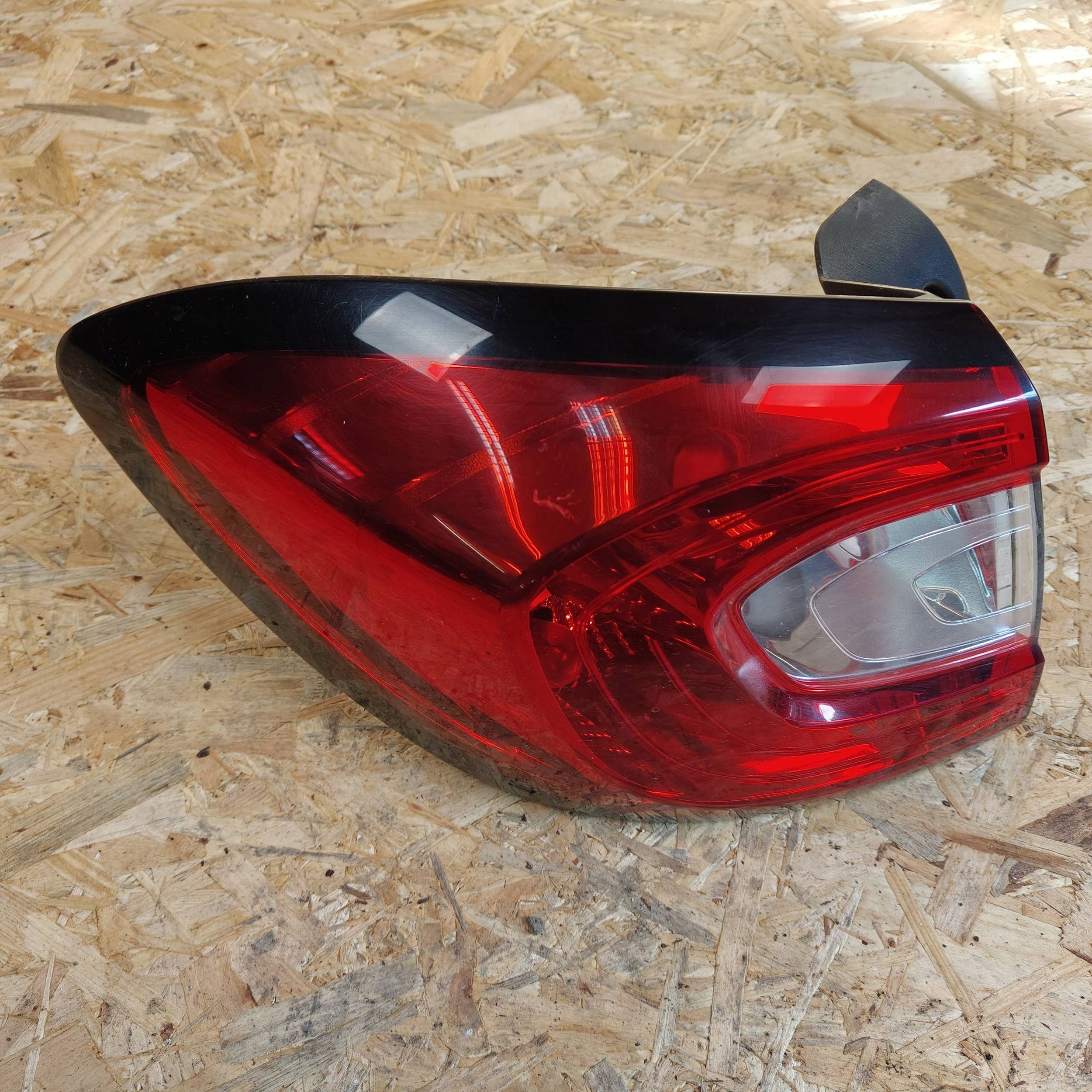 light rear rear part side left Renault Captur 0286304167