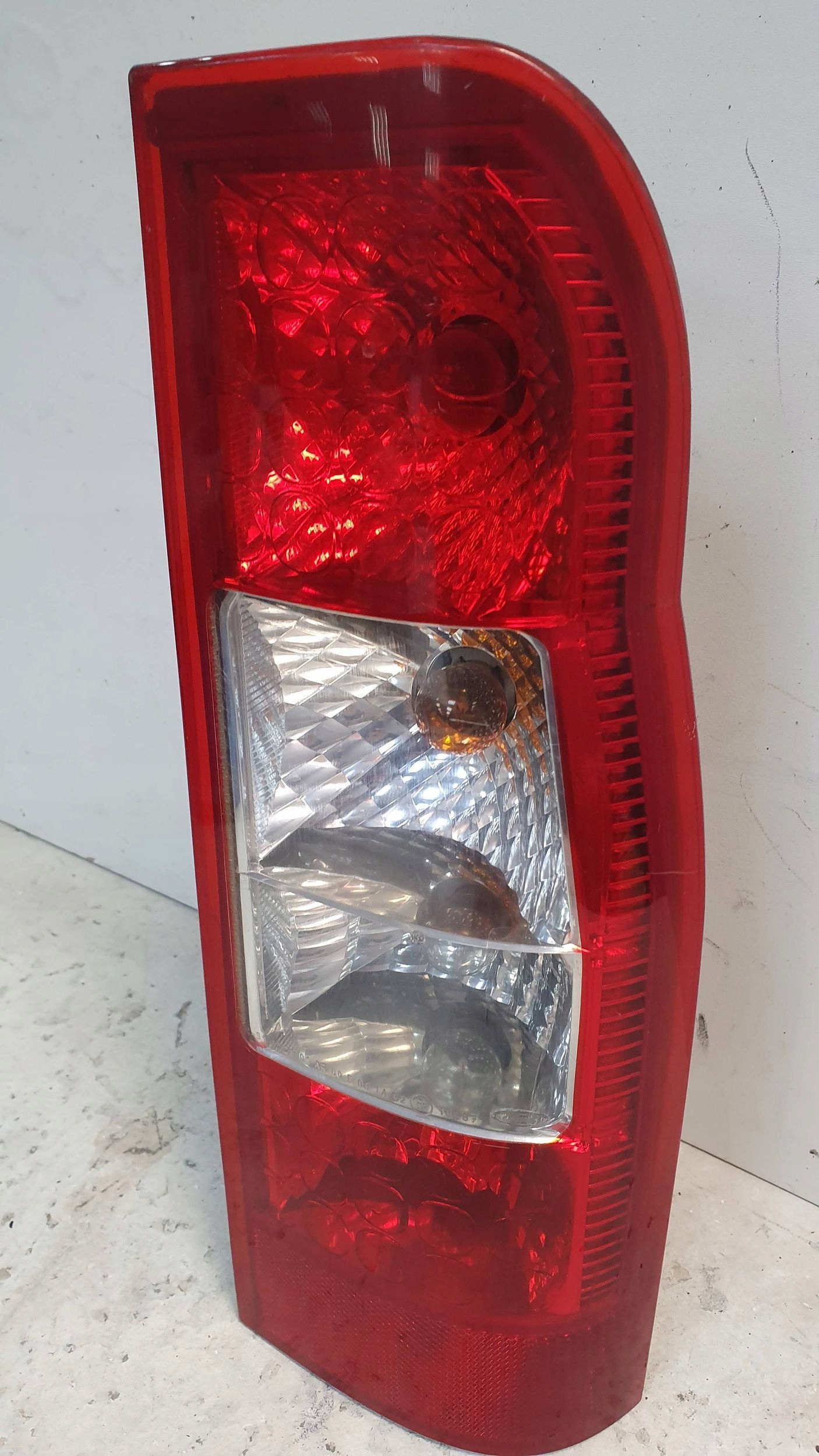 light rear part right 6C11-13404-A FORD TRANSIT V LIFT 00