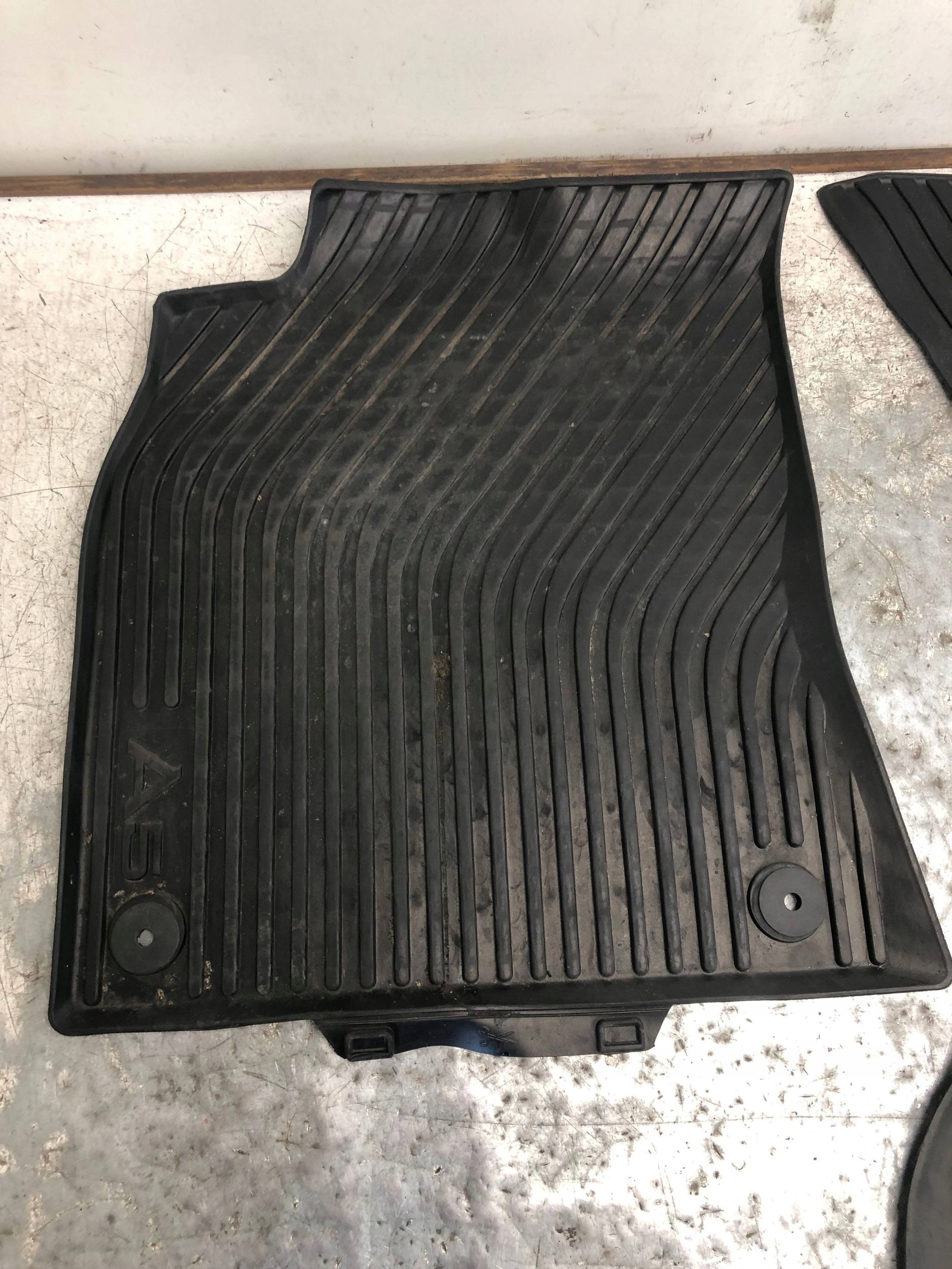 tappetini in gomma Anteriore AUDI A5 8T1061501