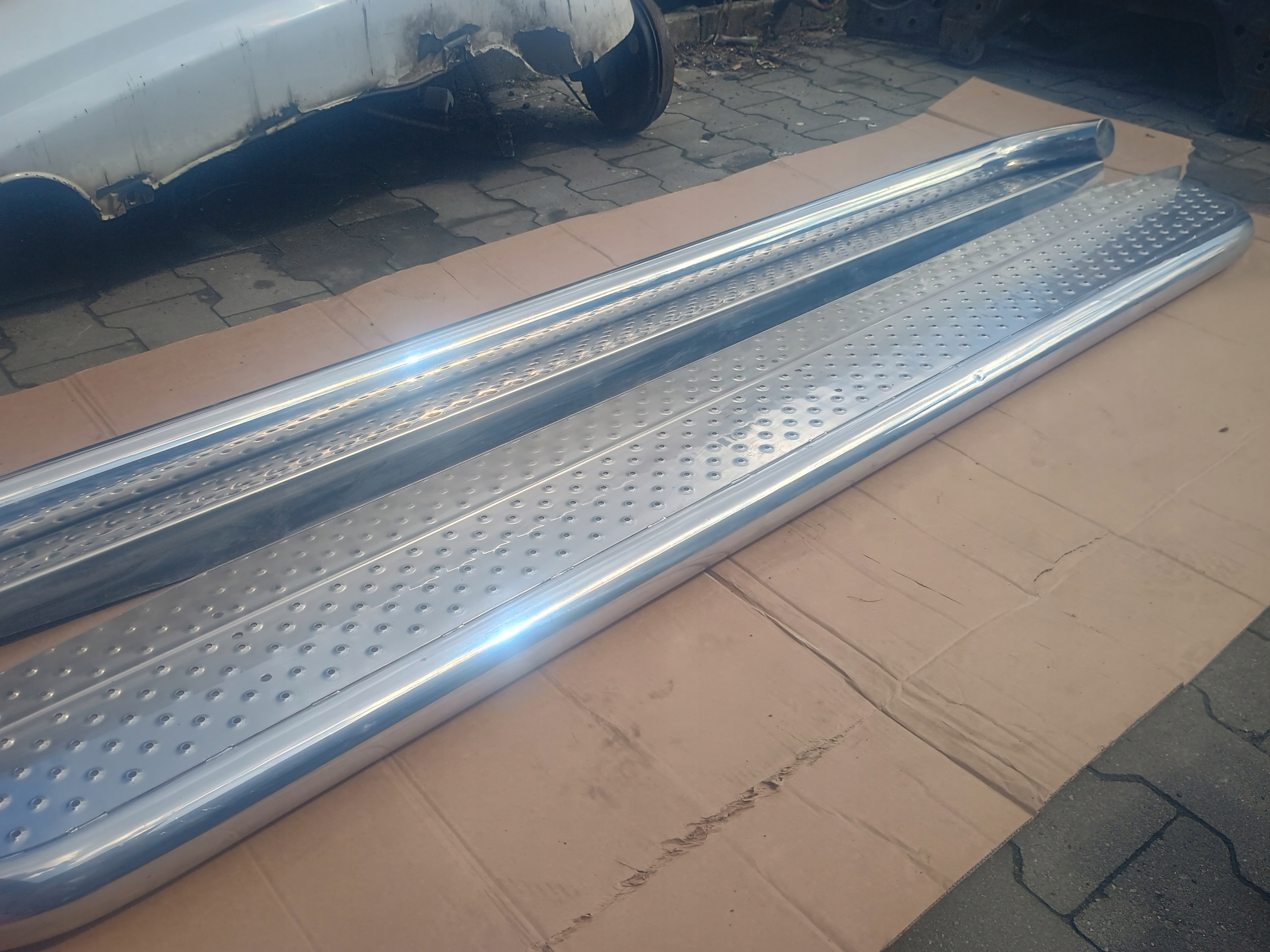 RURY CHROM SOLIDNE neu 2 SZT.MERCEDES