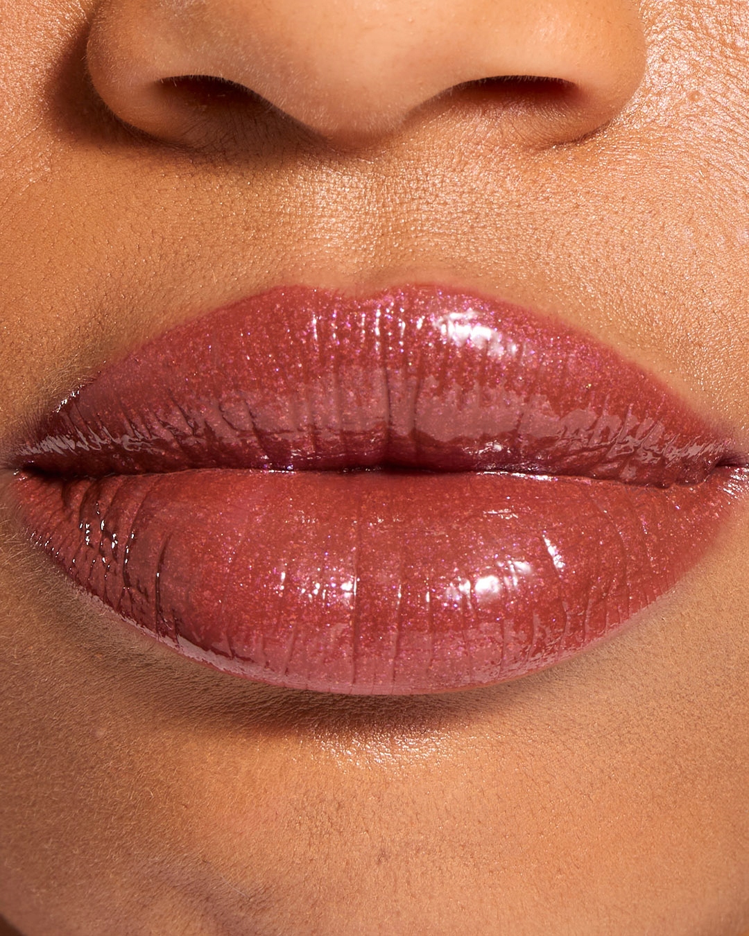 Revolution błyszczyk pomadka do ust Pout Lip Gloss Stick Toasted Caramel Marka Revolution