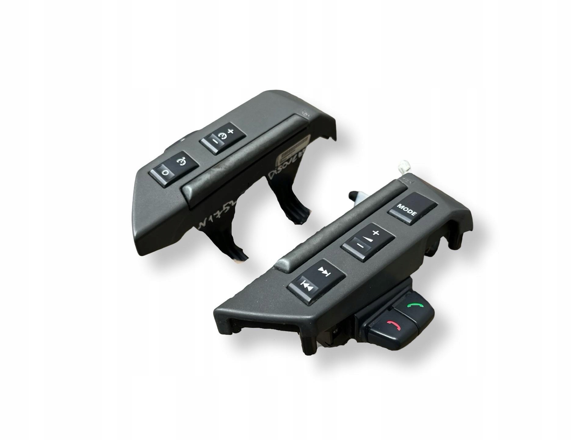 Przyciski Commandes Volant Land Rover Discovery 3 L319 2005