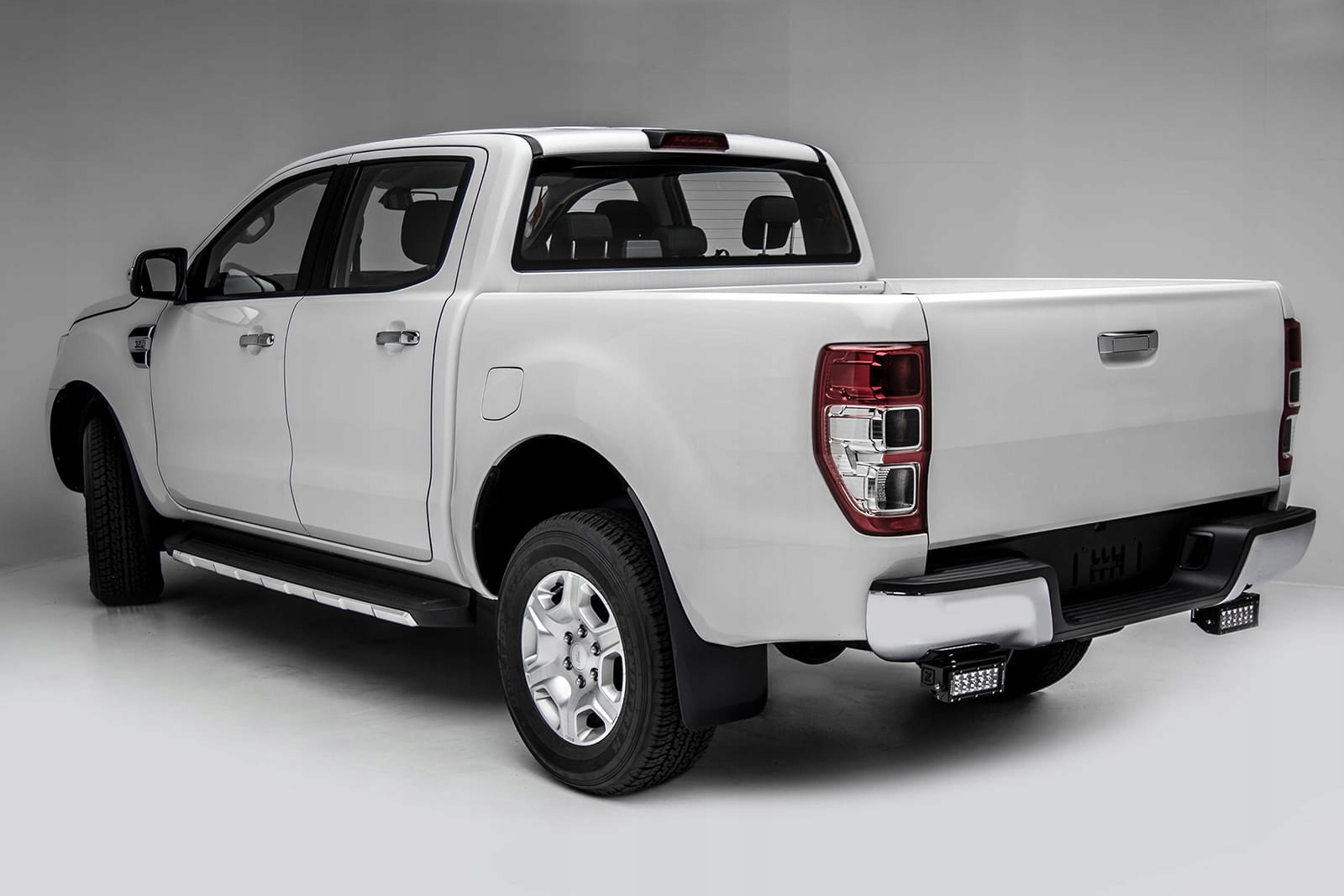 FORD RANGER T6 2011-2022 ZDERZAK TYLNY CHROM Producent części Inny