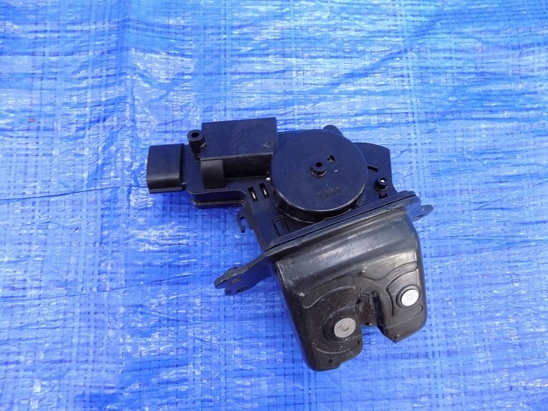 lock bonnet boot TOYOTA CHR 16R