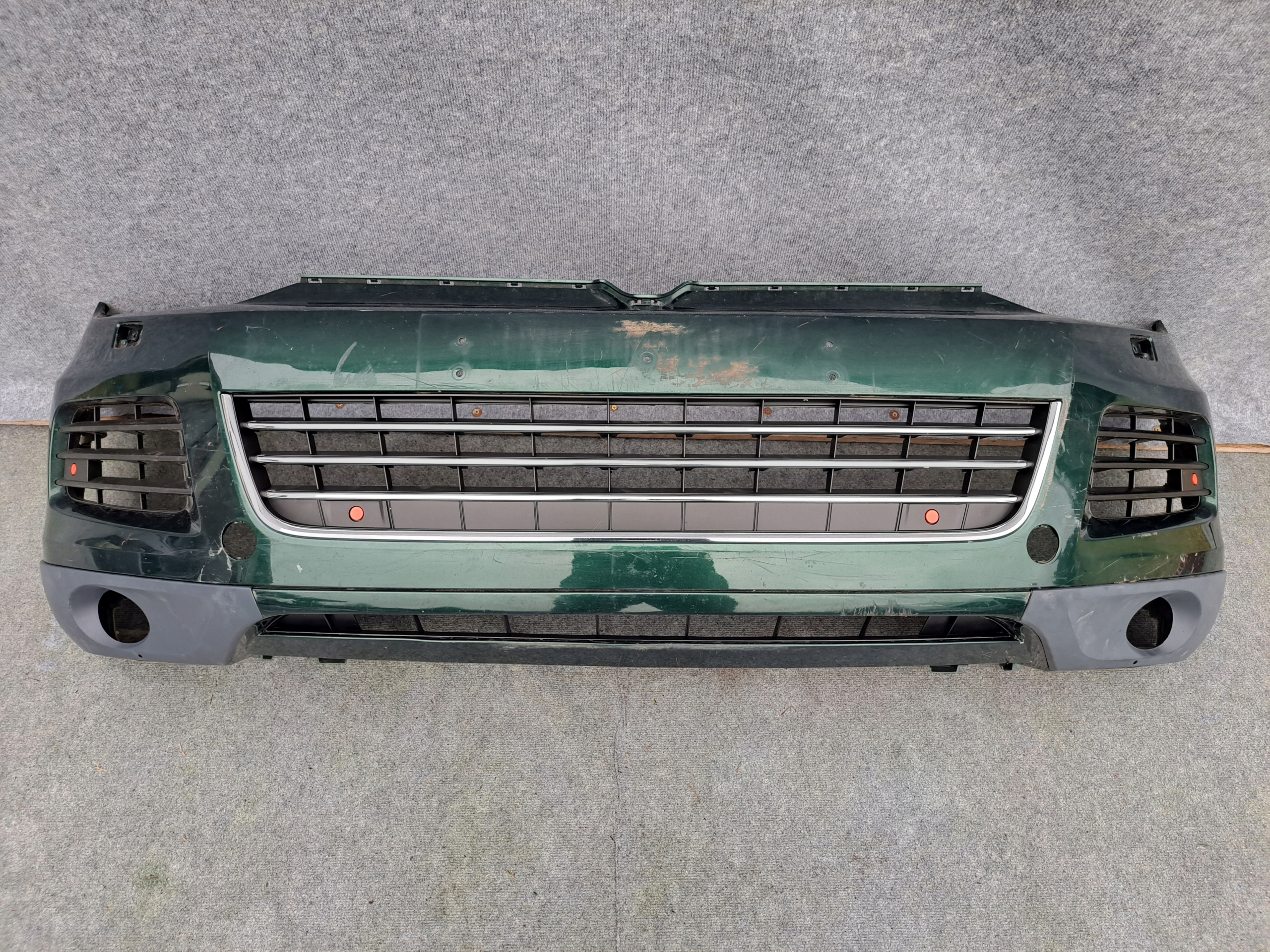 VW TOUAREG II 7P ZDERZAK PRZÓD 2009-2013