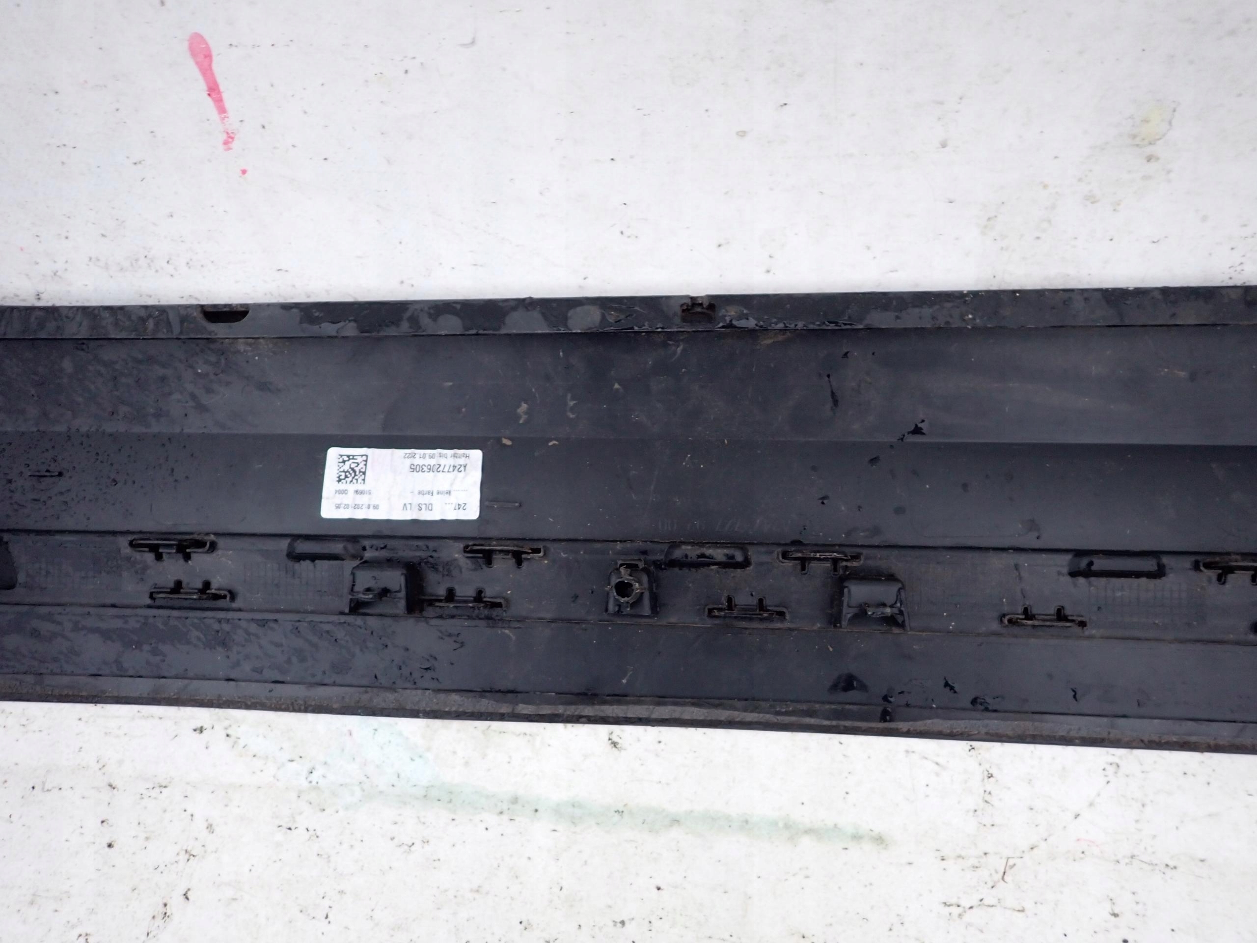 MERCEDES GLA H247 19- moulding door left front