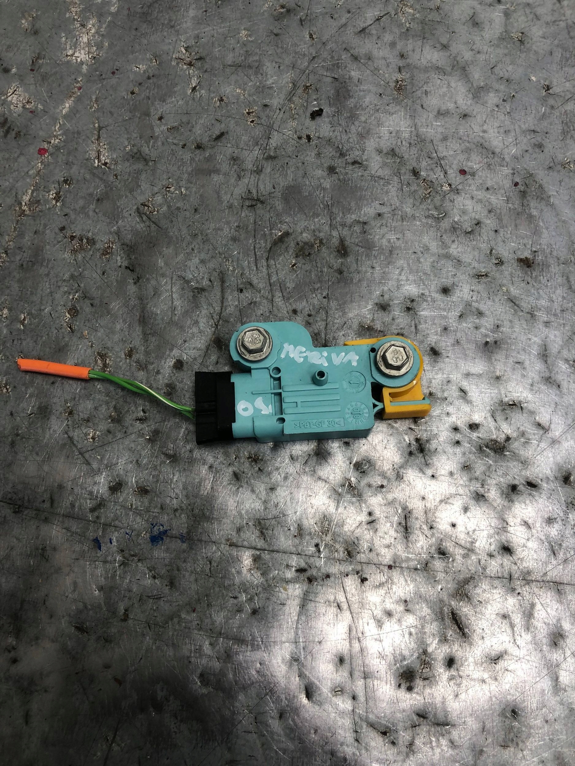 Crashsensor Drucksensor OPEL MERIVA A LIFT 13271691