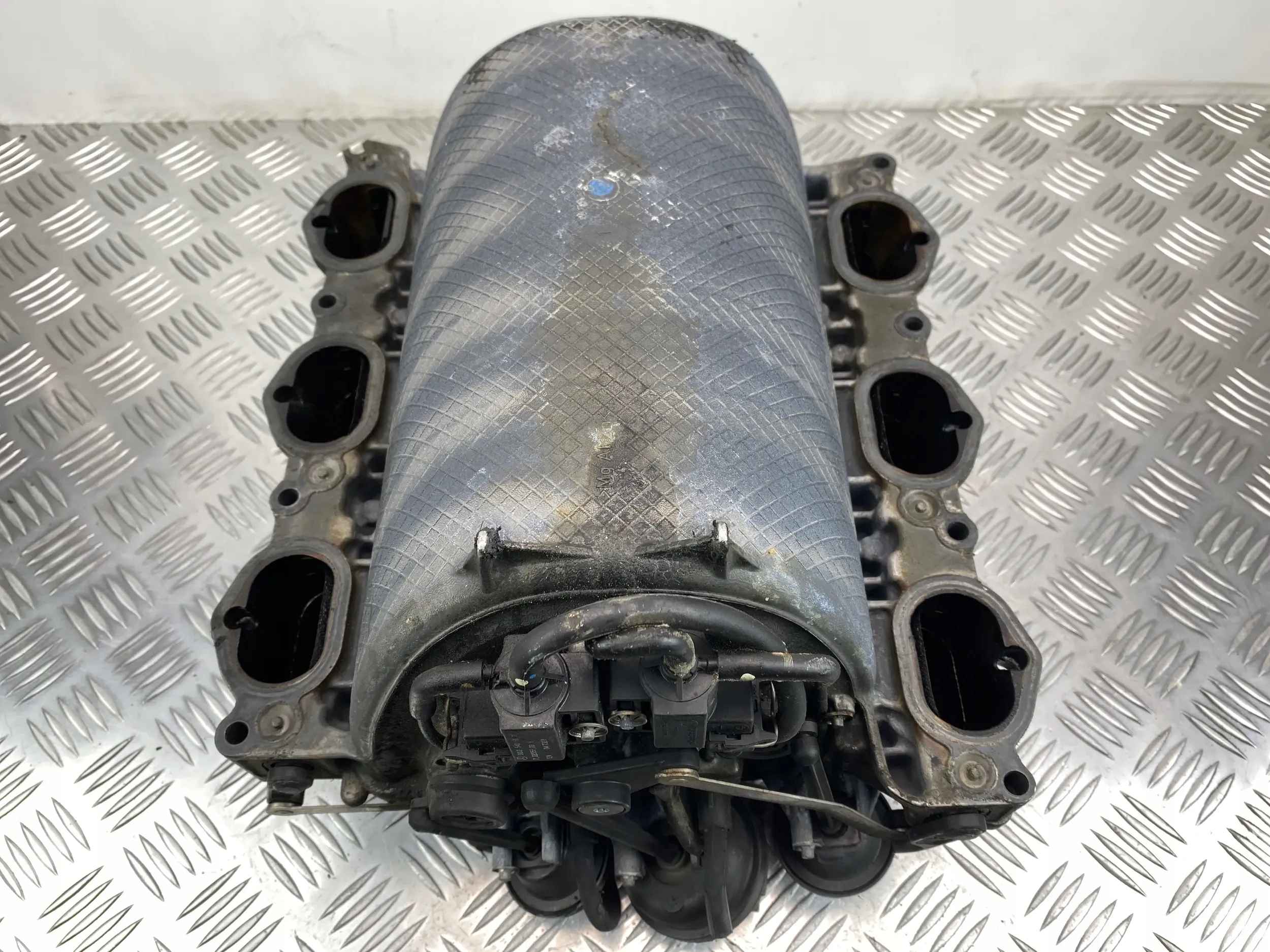 Mercedes C 250 W204 intake manifold A2721402001