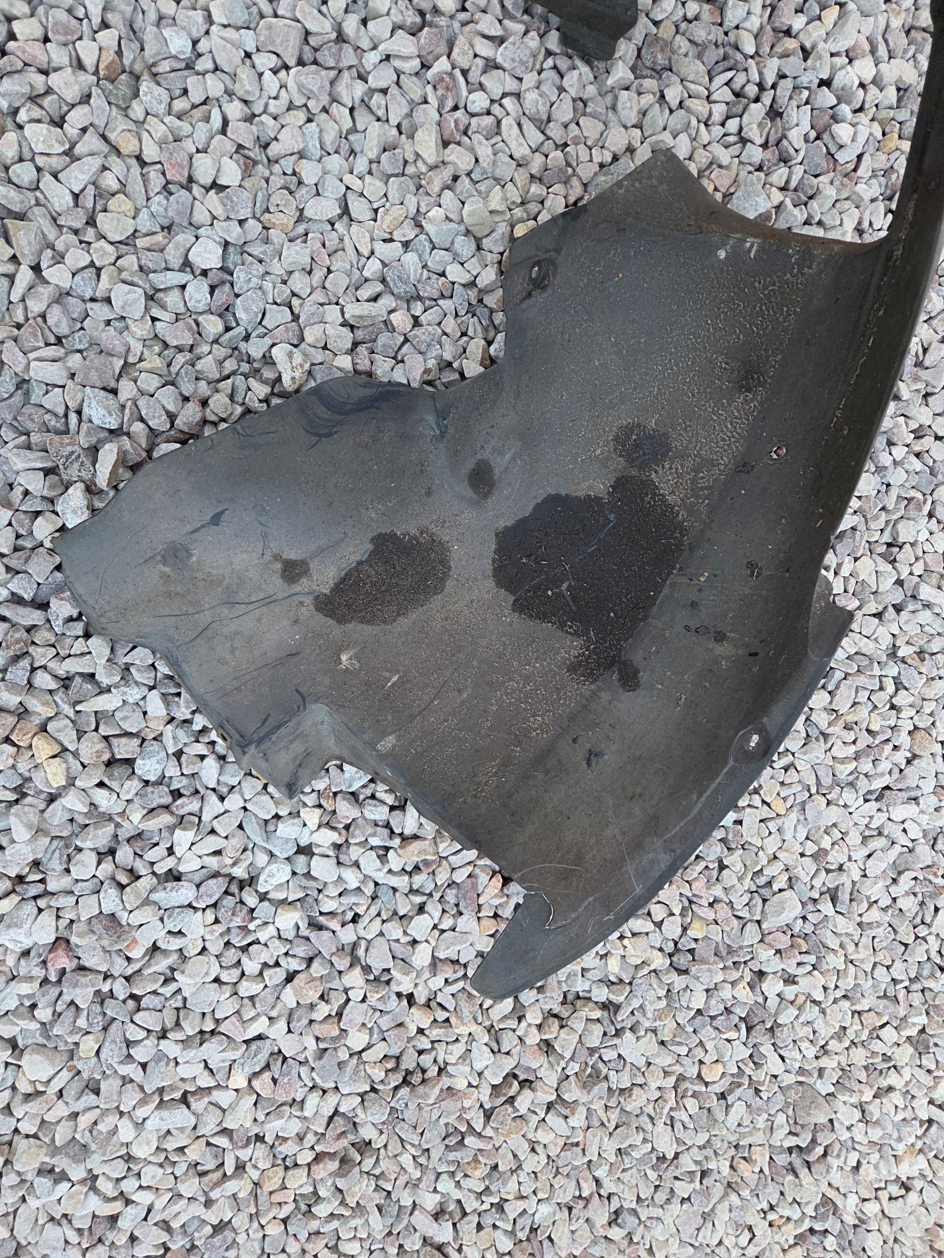 mudguard front right Citroen C4 Grand Picasso 9653141980
