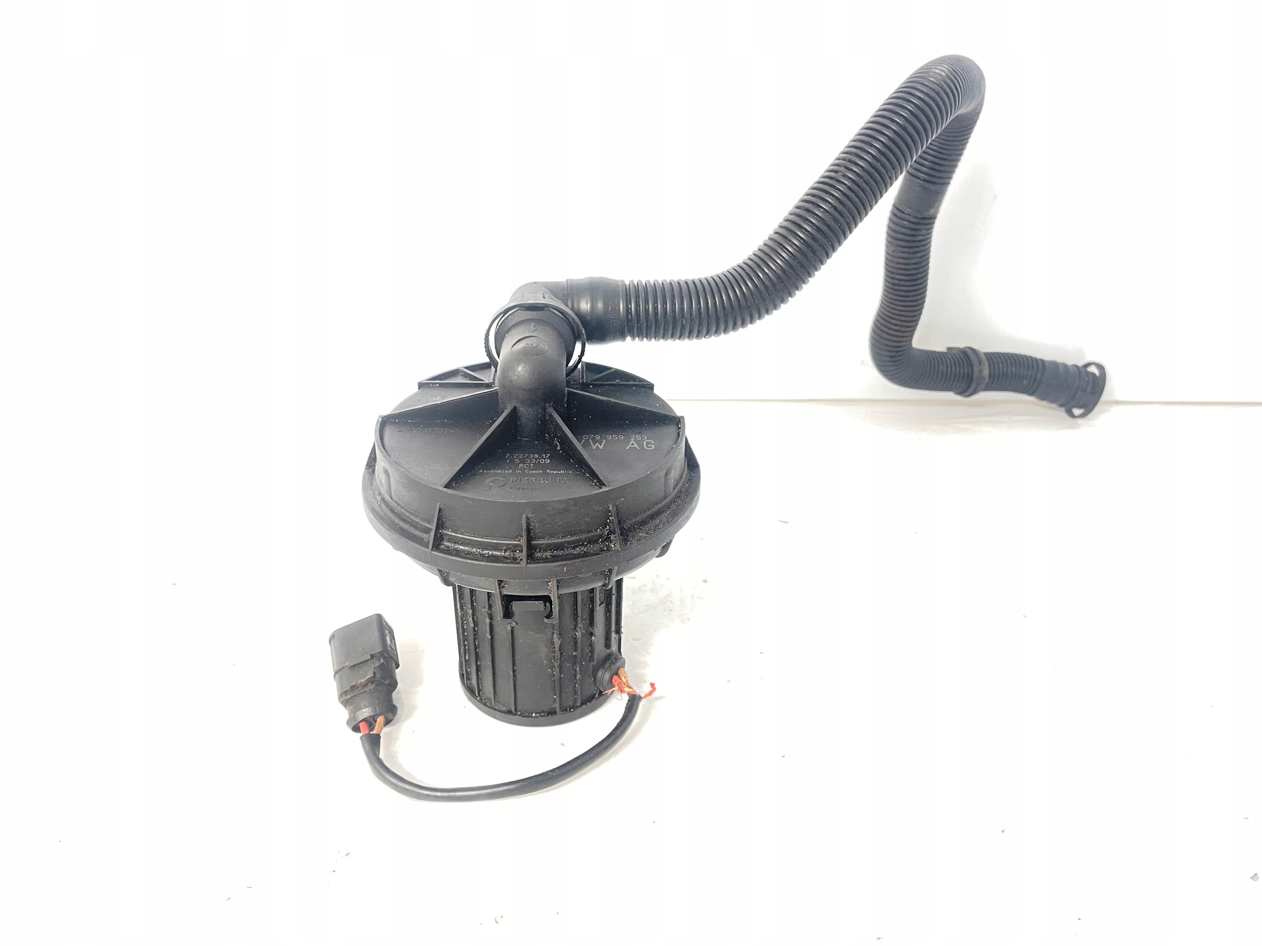 Pumpe luft WTORNEGO AUDI S5 8T 4.2 079959253