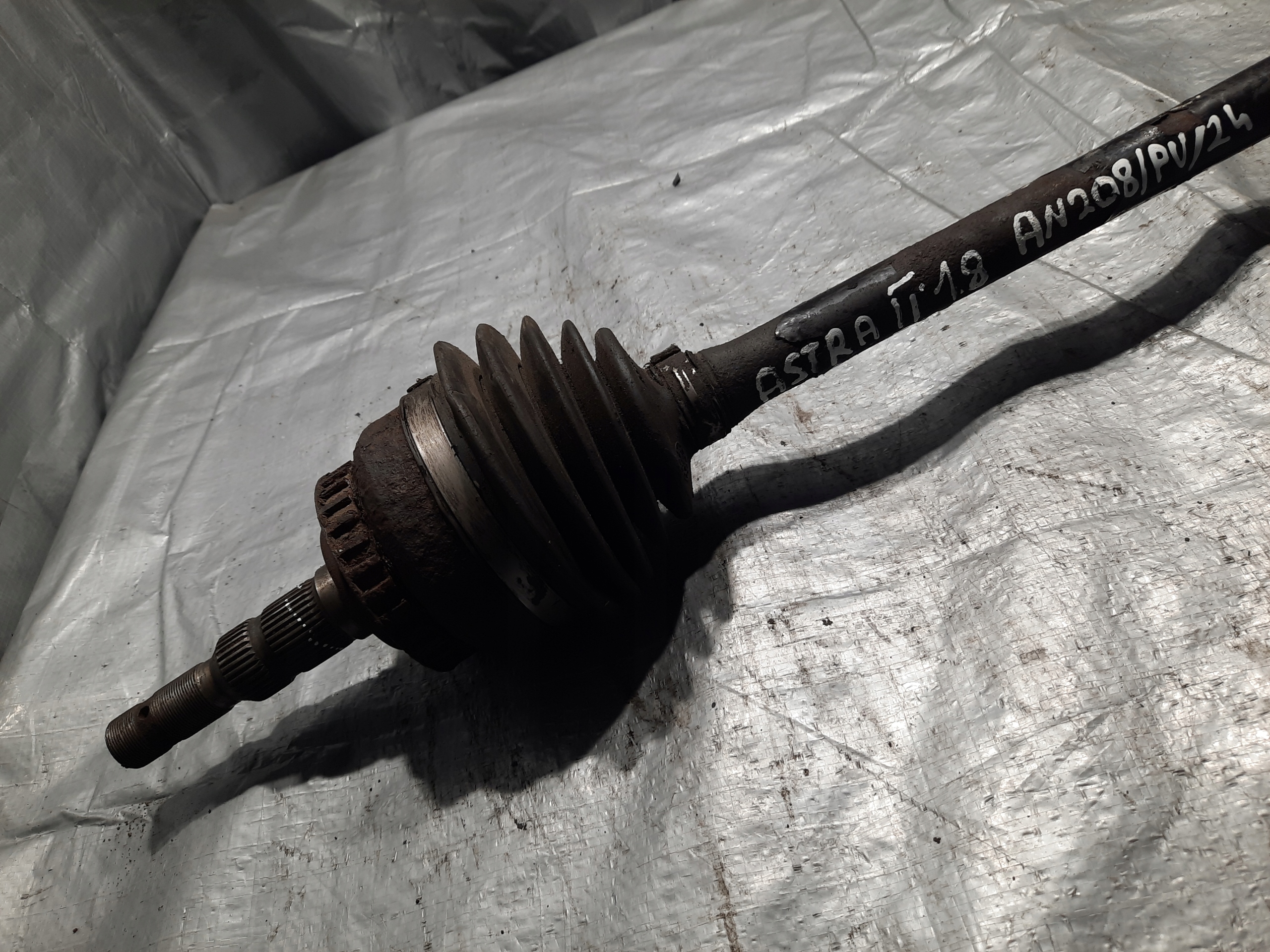 OPEL ASTRA III H 1.8 16V semi-axis long right