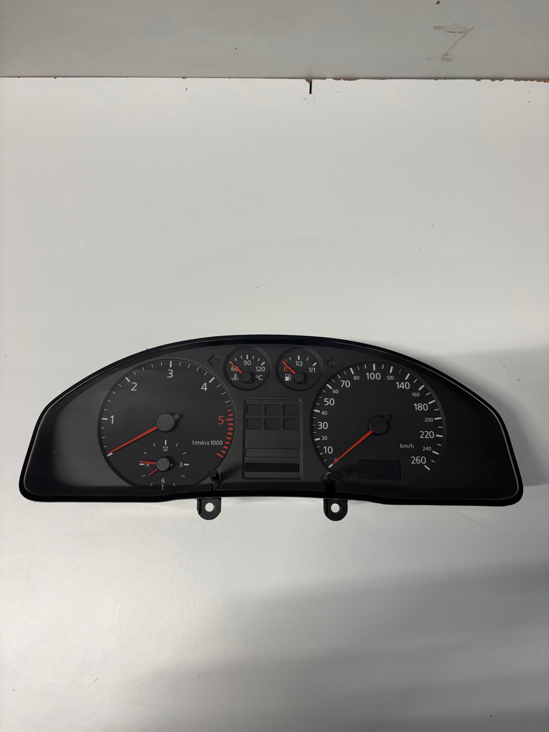 Licznik zegar Audi OE 8D0919861F