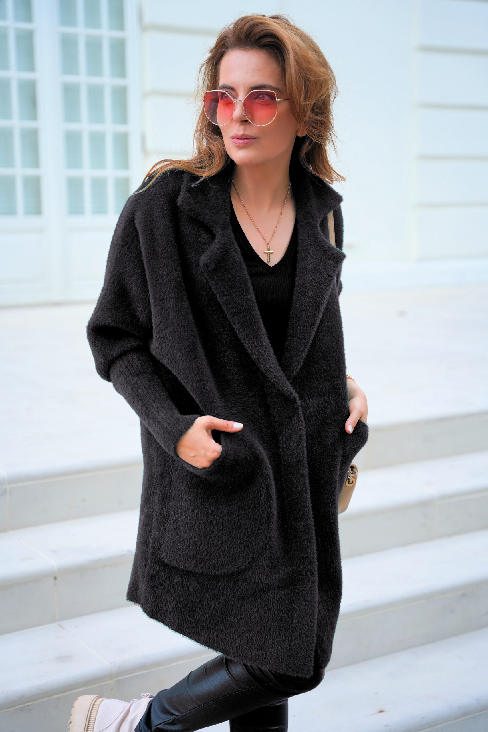 PRZEJŚCIOWY PŁASZCZ Z ALPAKI JEDNORZĘDOWY KOLOR CZARNY ROZMIAR OVERSIZE Marka inna