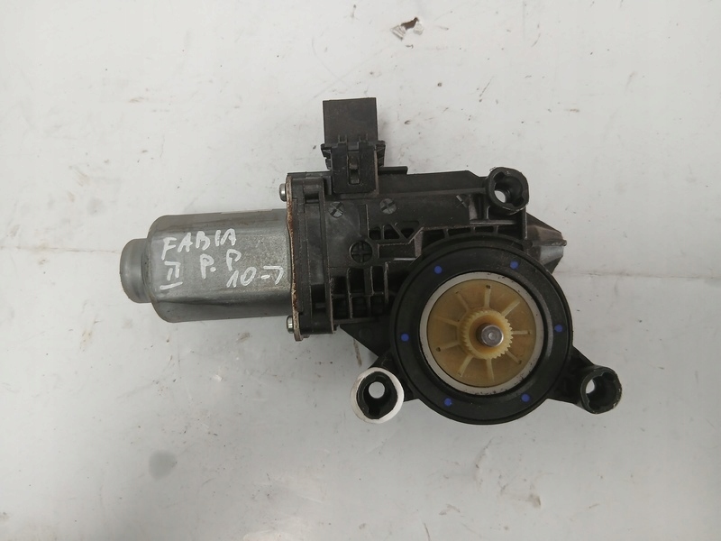 mini motor windows right front Skoda Fabia 1 6Q1959802A