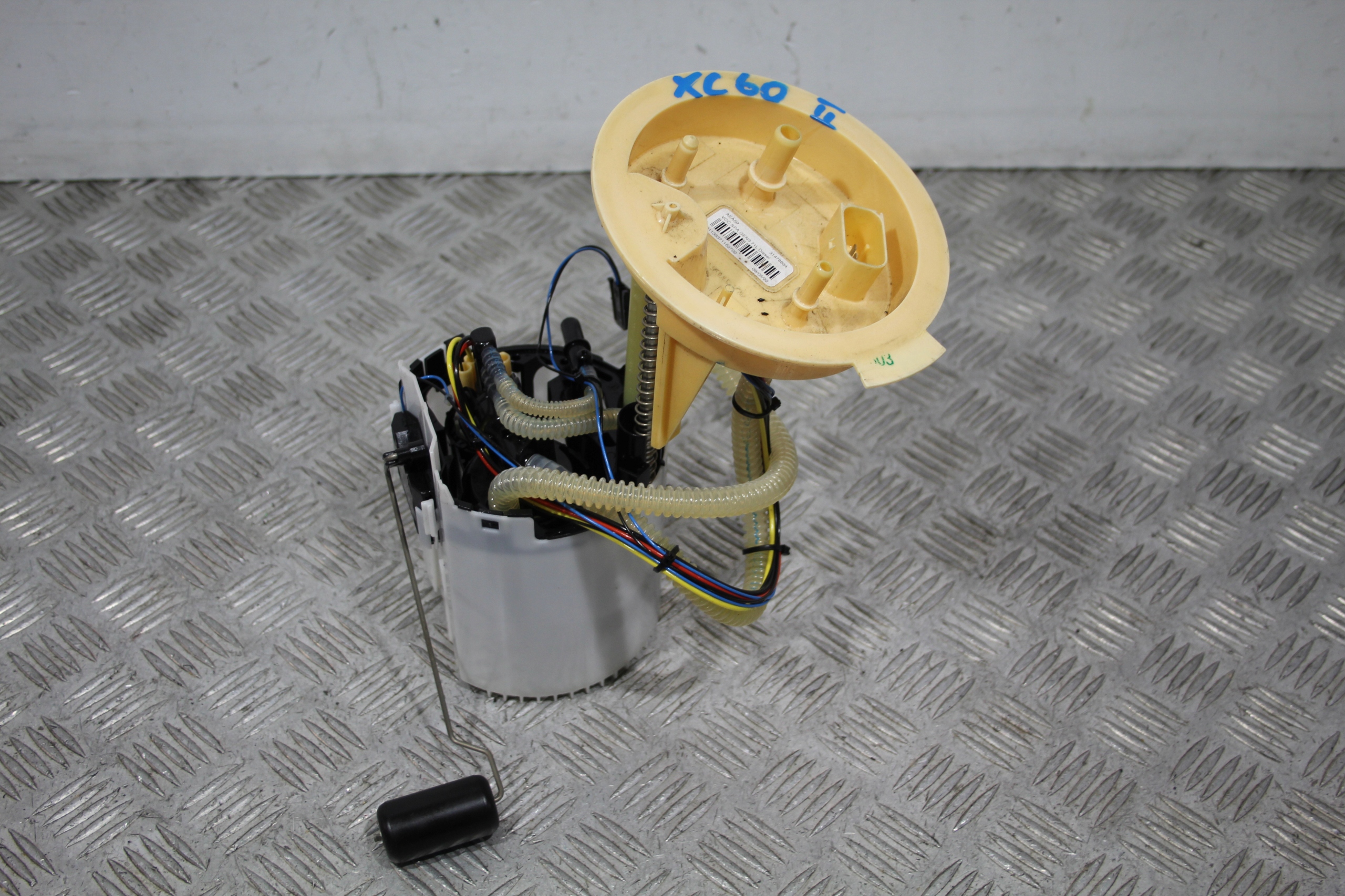 feed pump VOLVO XC60 II 2 LIFT 31478634