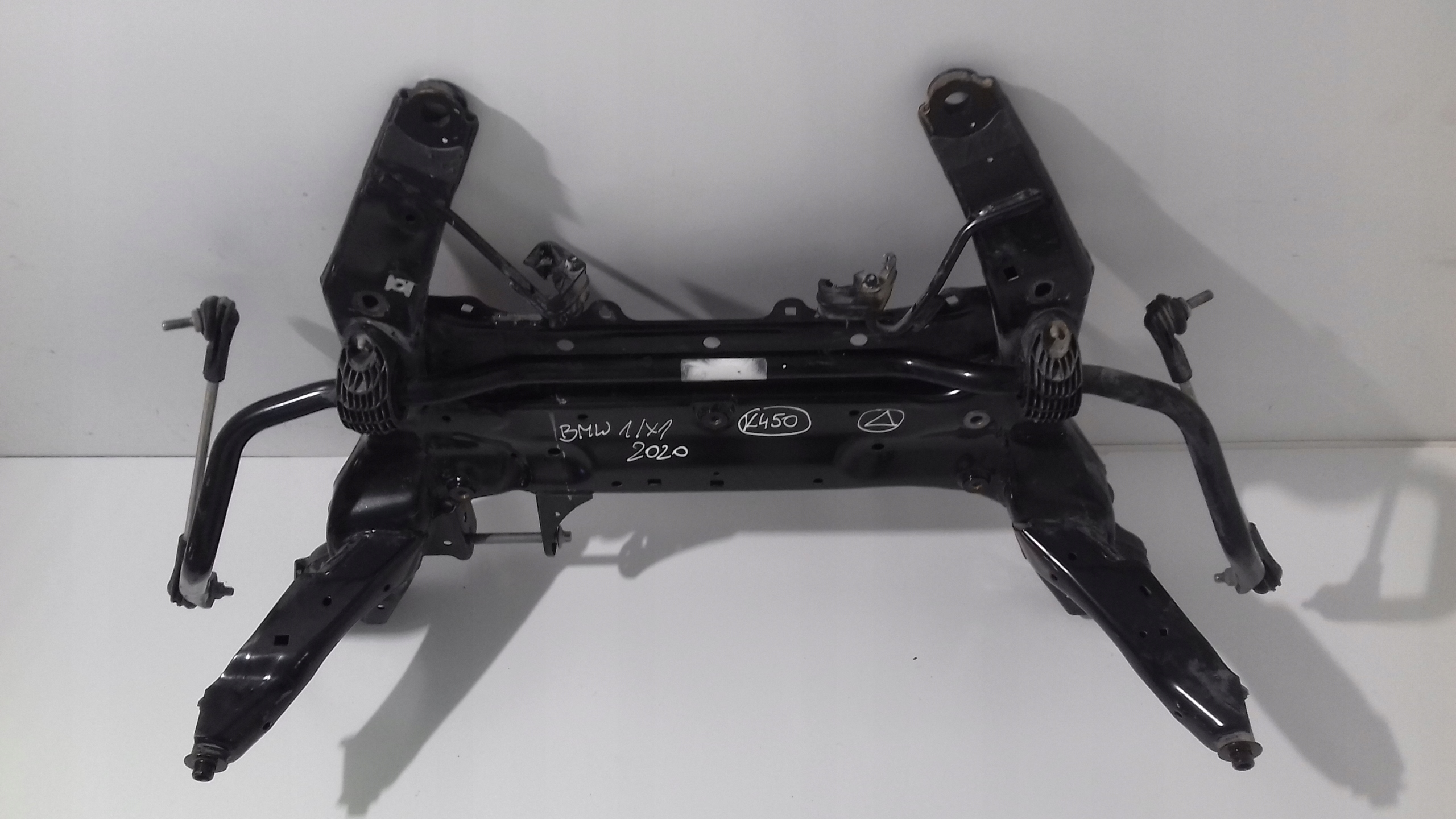 BMW 1 F40 2019 axle beam front subframe