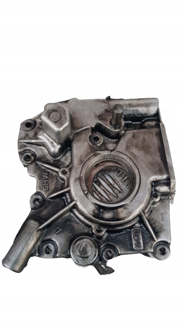 BMW E46 2.0D oil pump