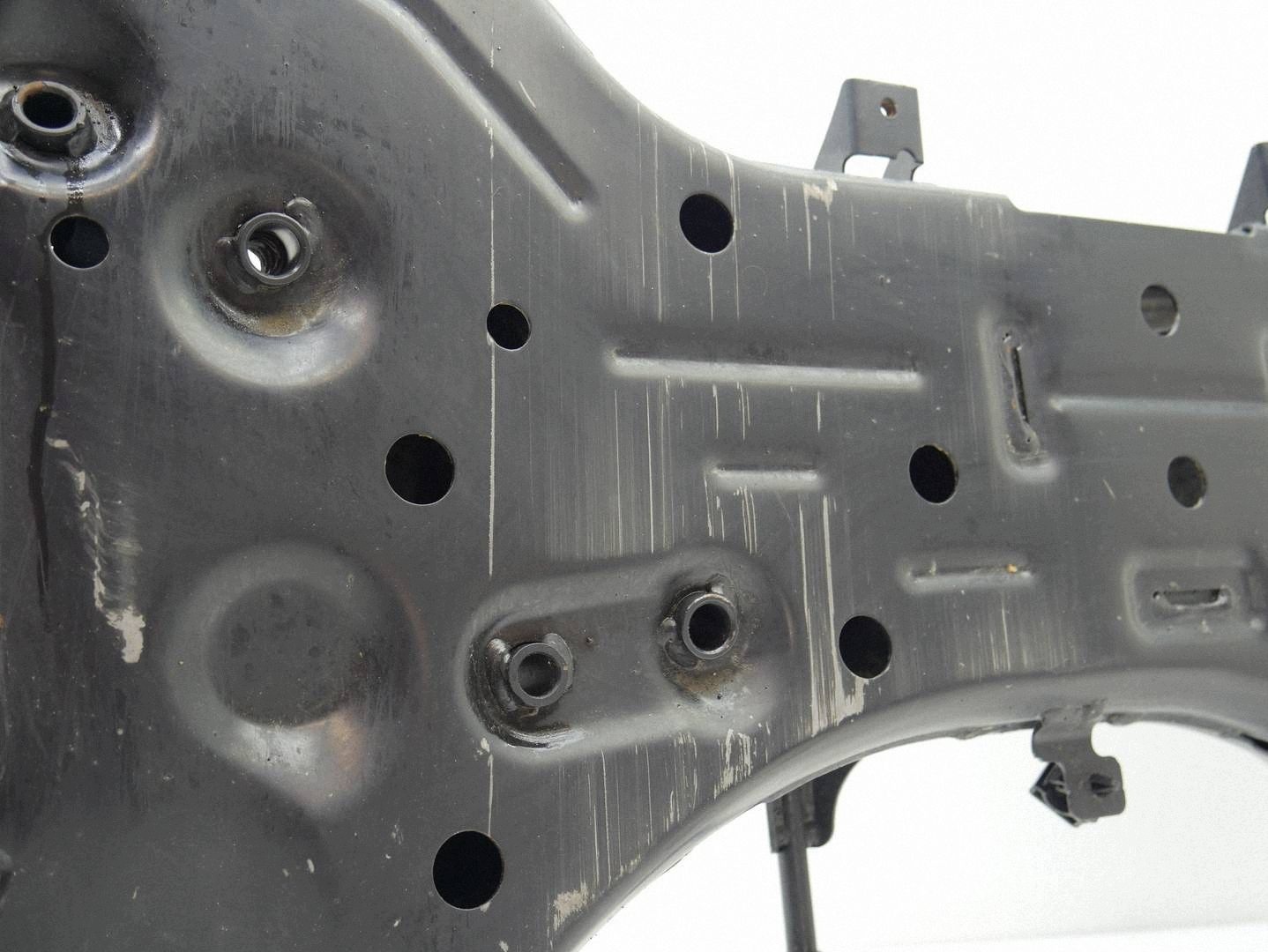 axle beam subframe sider of the engine springing KIA SPORTAGE IV 2.0 CRDI