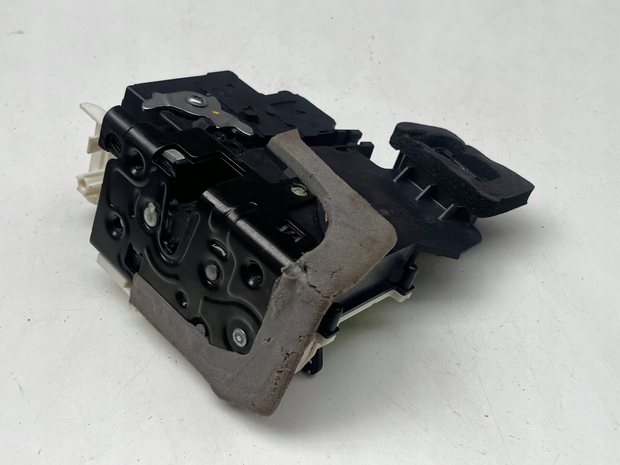 AUDI A6 A7 Q8 lock door right front 4K1837016J @M