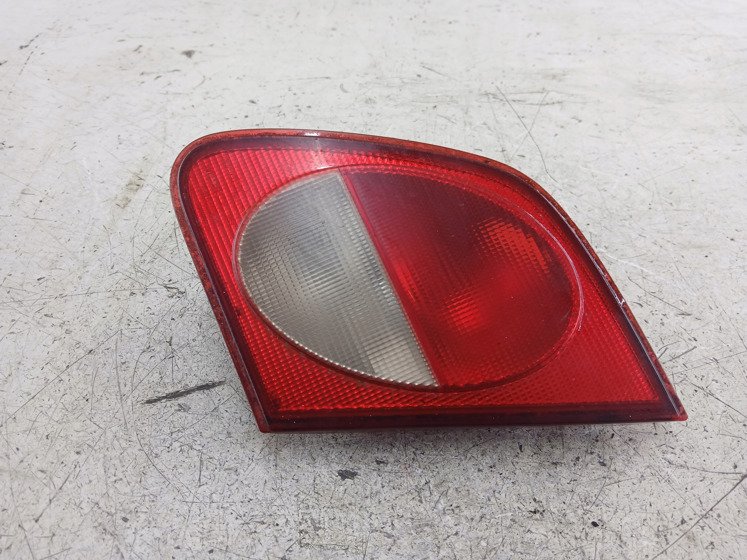 MERCEDES W210 light right rear part trunk door A2108201064