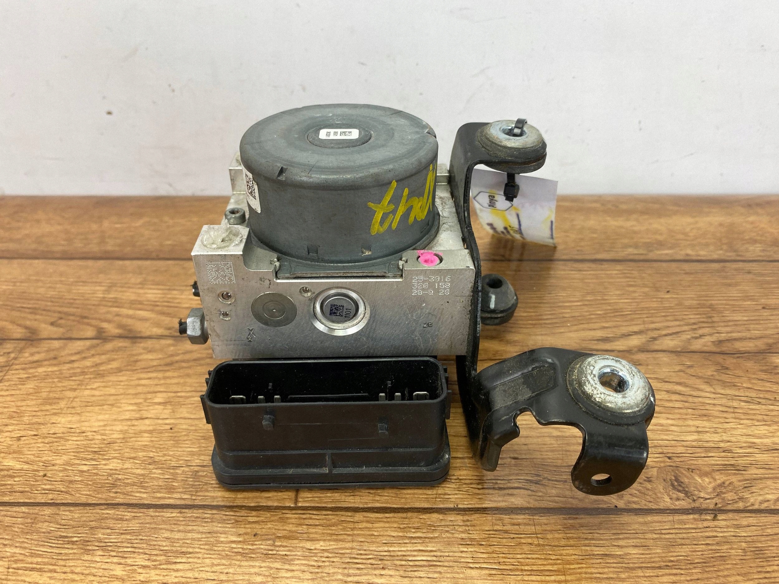 pumpa ABS Ford Edge II Lift 2019+