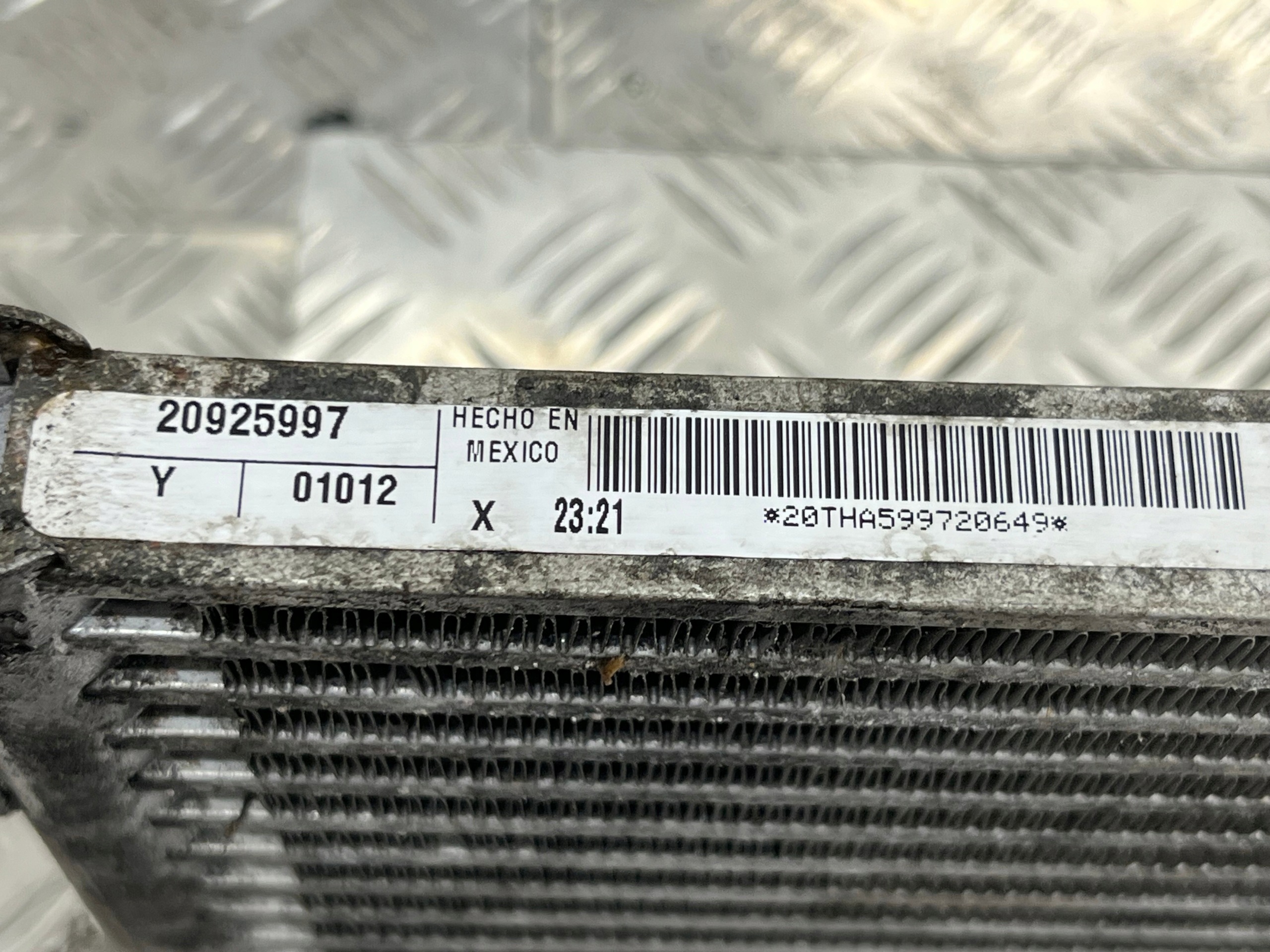 olaj hűtő OPEL AMPERA 1 20925997