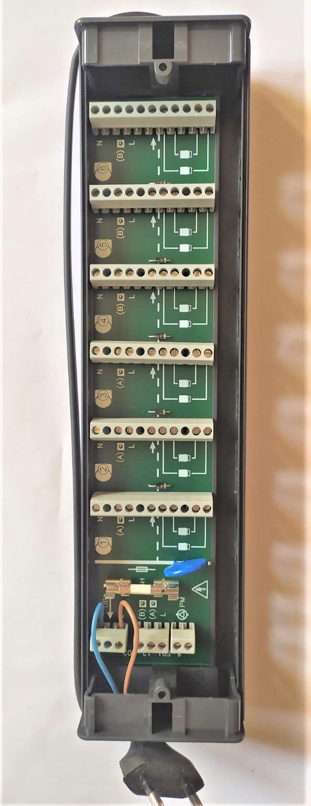 Schutz rozdeľovač modul 6-obvod RV22.6 230V 1161156