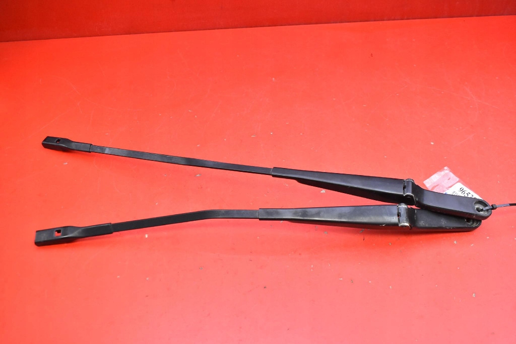 wiper arm front EU 4G1955407D 4G1955408D AUDI A6 C7 14-20