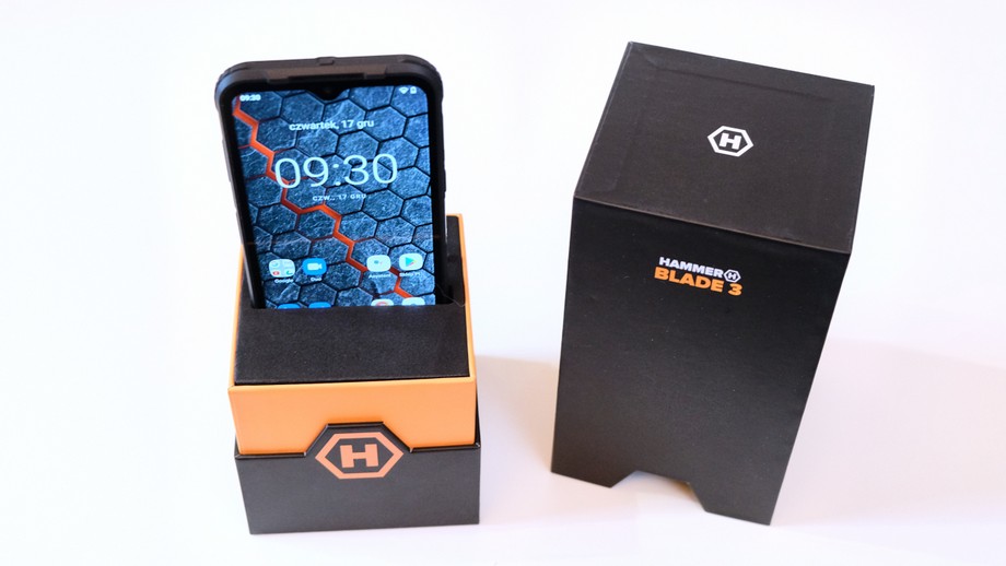 smartfon Hammer Blade 3 w pudełku smartfon Hammer Blade 3 w pudełku
