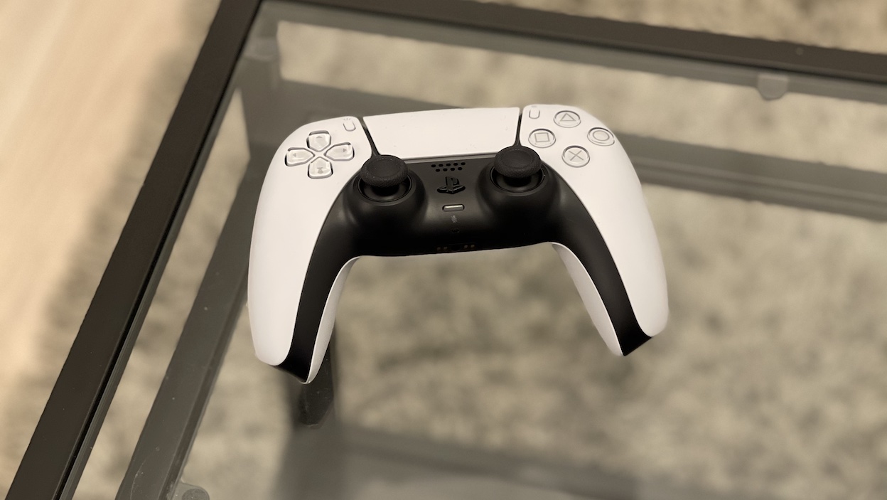 PS5 – test kontrolera DualSense – czy jest lepszy od DualShocka ...