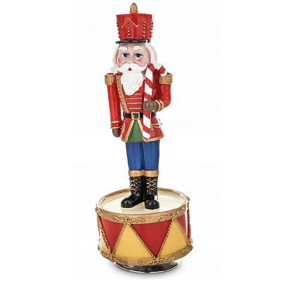 Spărgător de nuci cu cutie muzicală