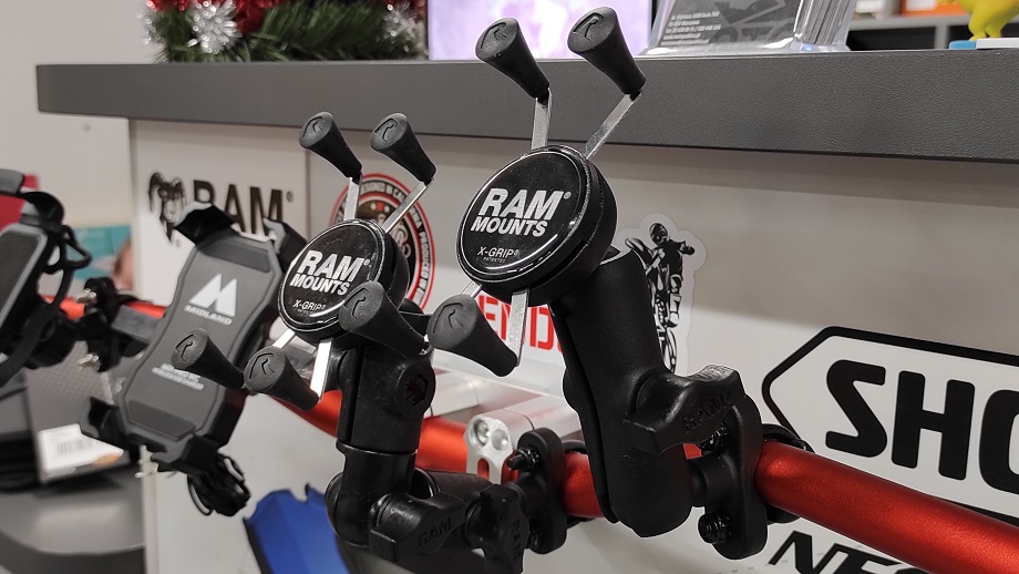 Súprava motocyklového telefónu RAM Upevňuje sa na riadidlá motocykla